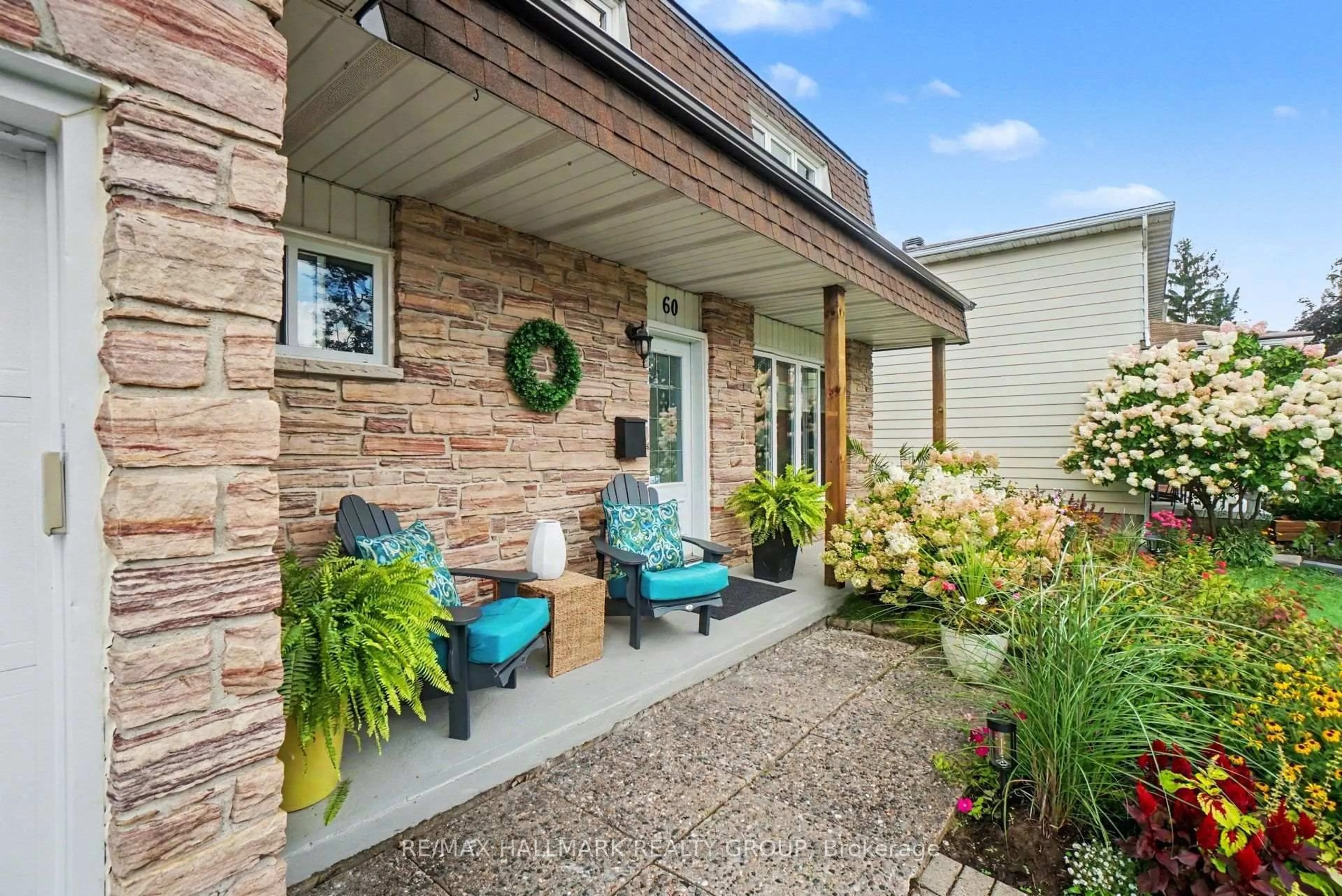 Patio, street for 60 Woodburn Dr, Ottawa Ontario K1B 3A7