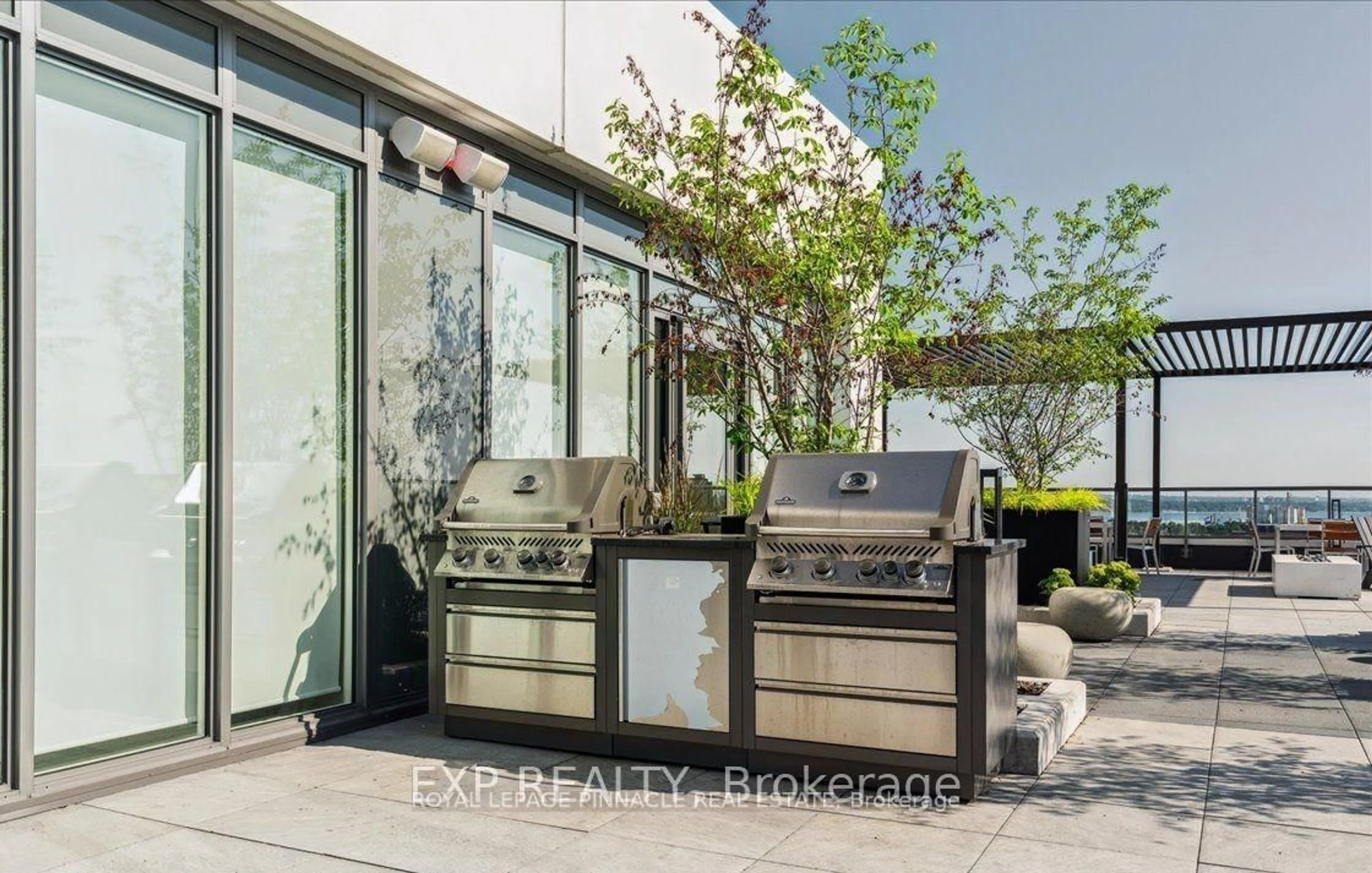 Patio, unknown for 212 KING WILLIAM St #1405, Hamilton Ontario L8R 3N9