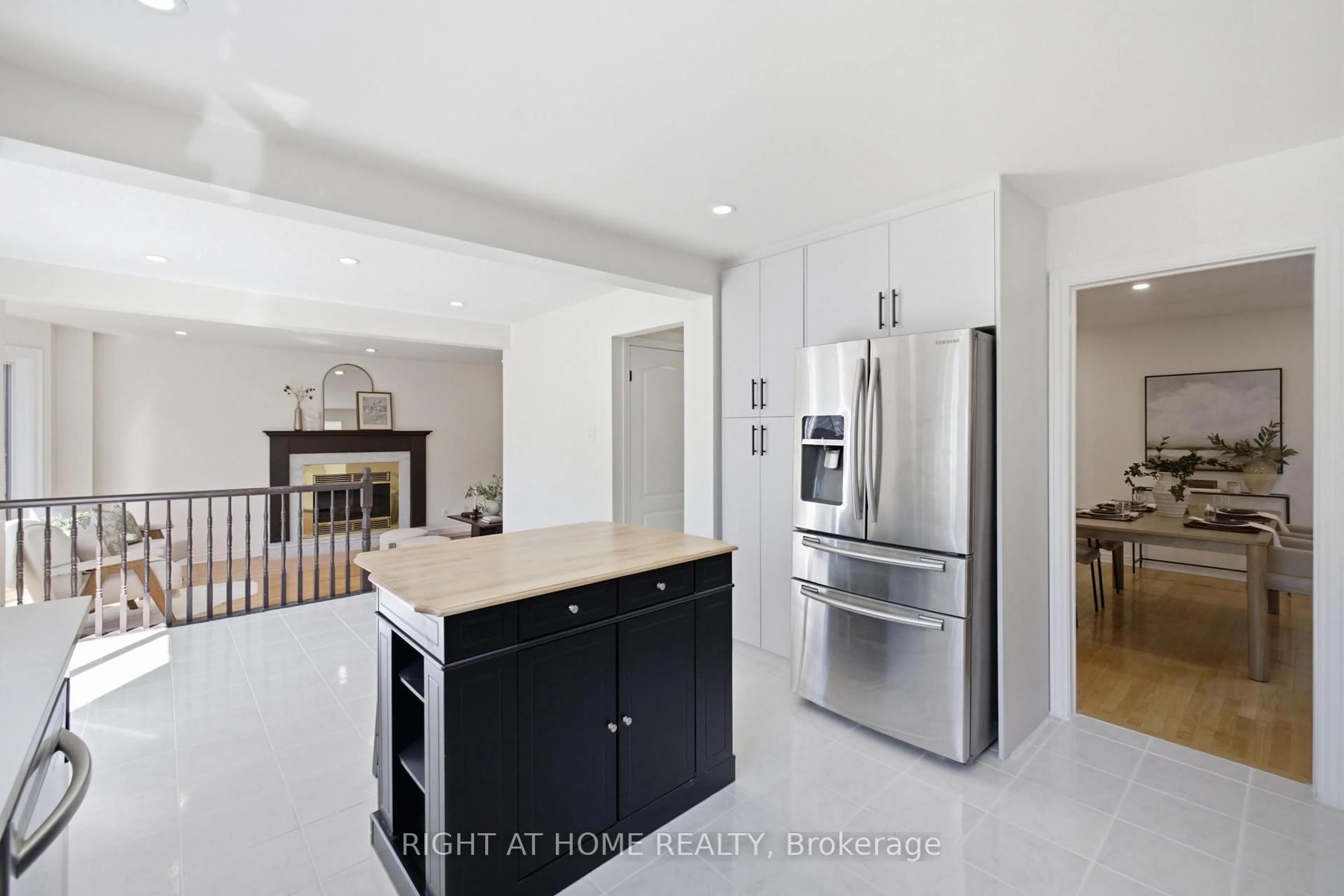 Open concept kitchen, unknown for 34 Cellini Crt, Ottawa Ontario K1G 5K3