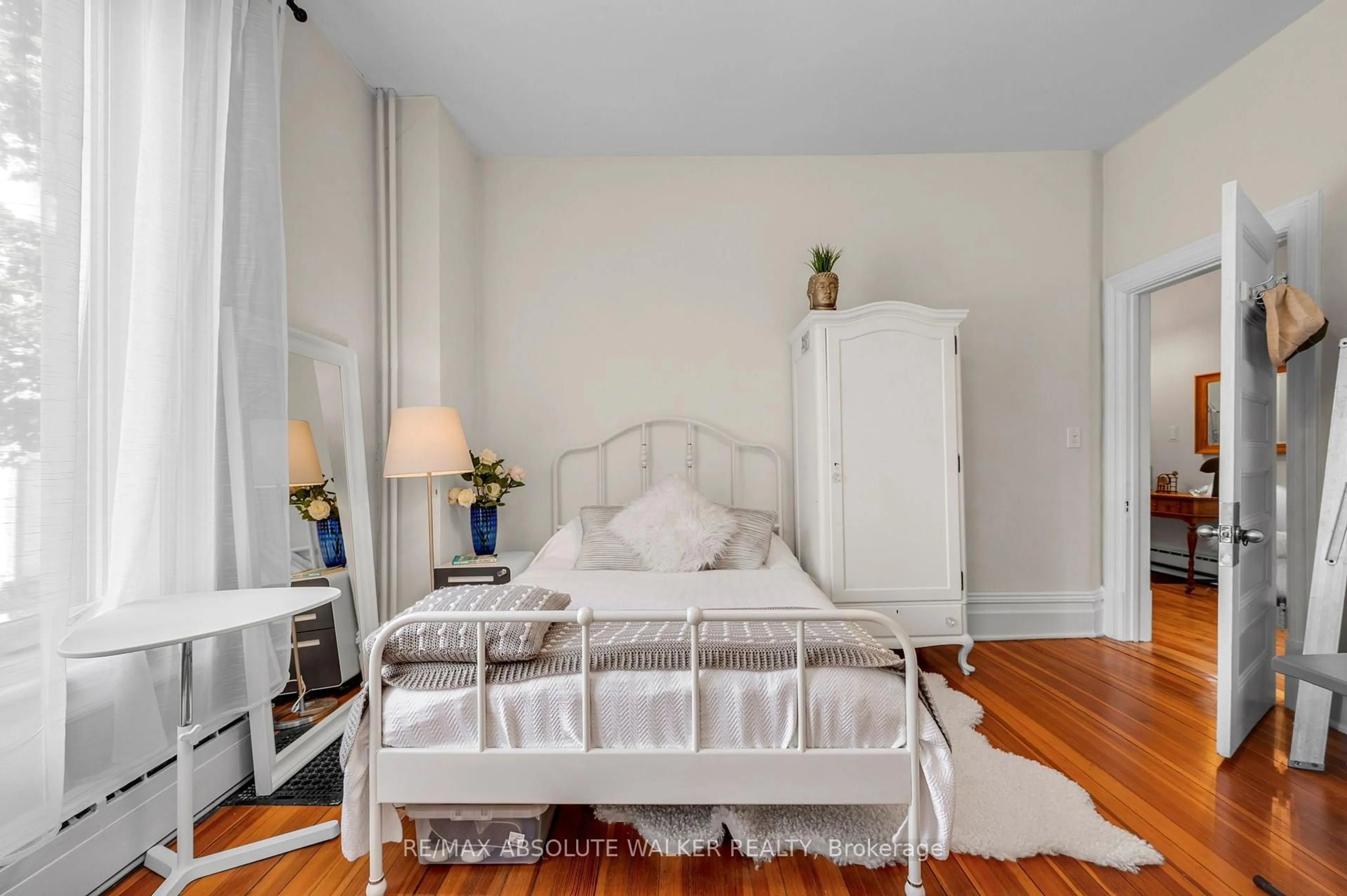 Bedroom with bed, unknown for 120 Strathcona Ave, Ottawa Ontario K1S 1X6