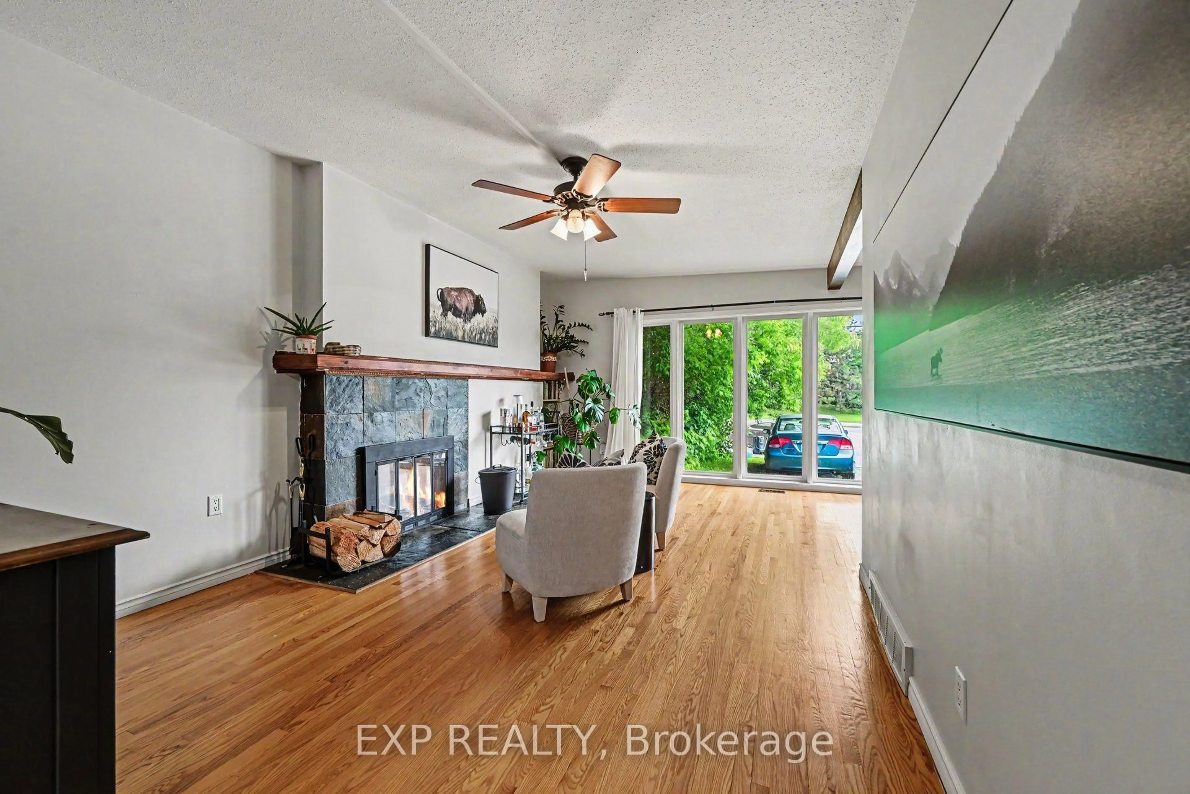 Unknown for 2385 Walkley Rd, Ottawa Ontario K1G 3H1