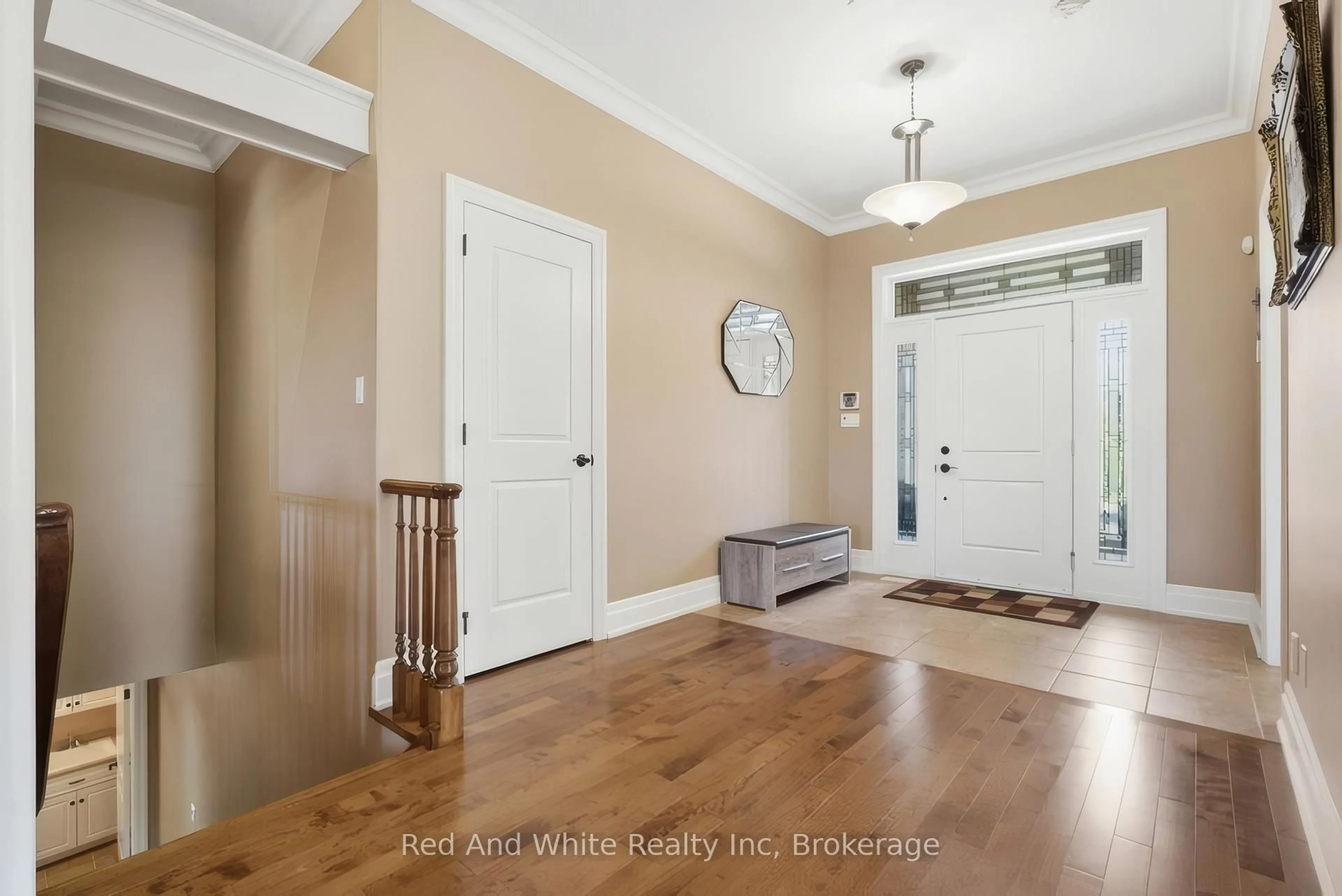 Indoor entryway for 119 Gerber Meadows Dr, Wellesley Ontario N0B 2T0