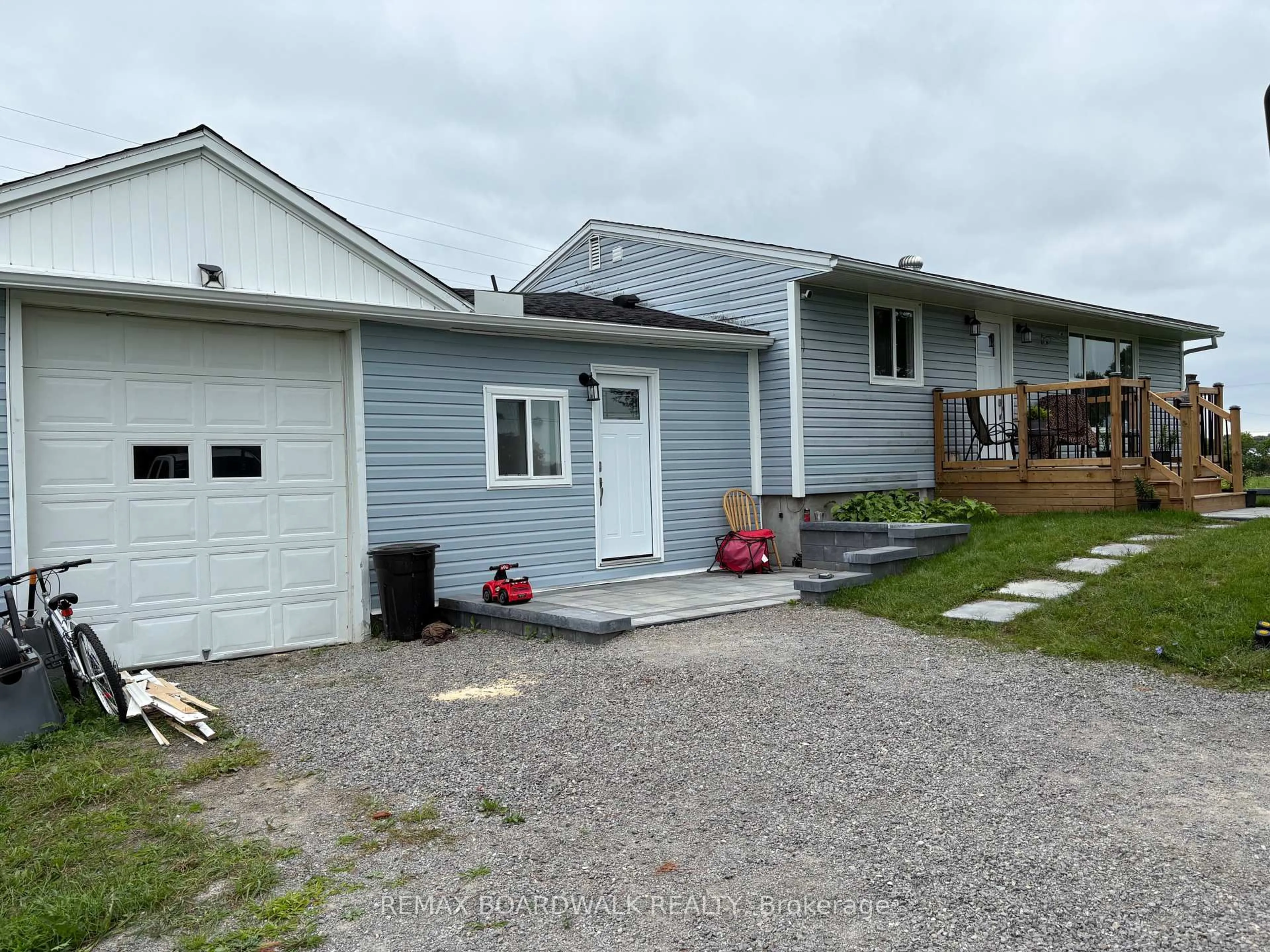 A pic from outside/outdoor area/front of a property/back of a property/a pic from drone, street for 3911 County 26 Rd, Elizabethtown-Kitley Ontario K6V 5T1