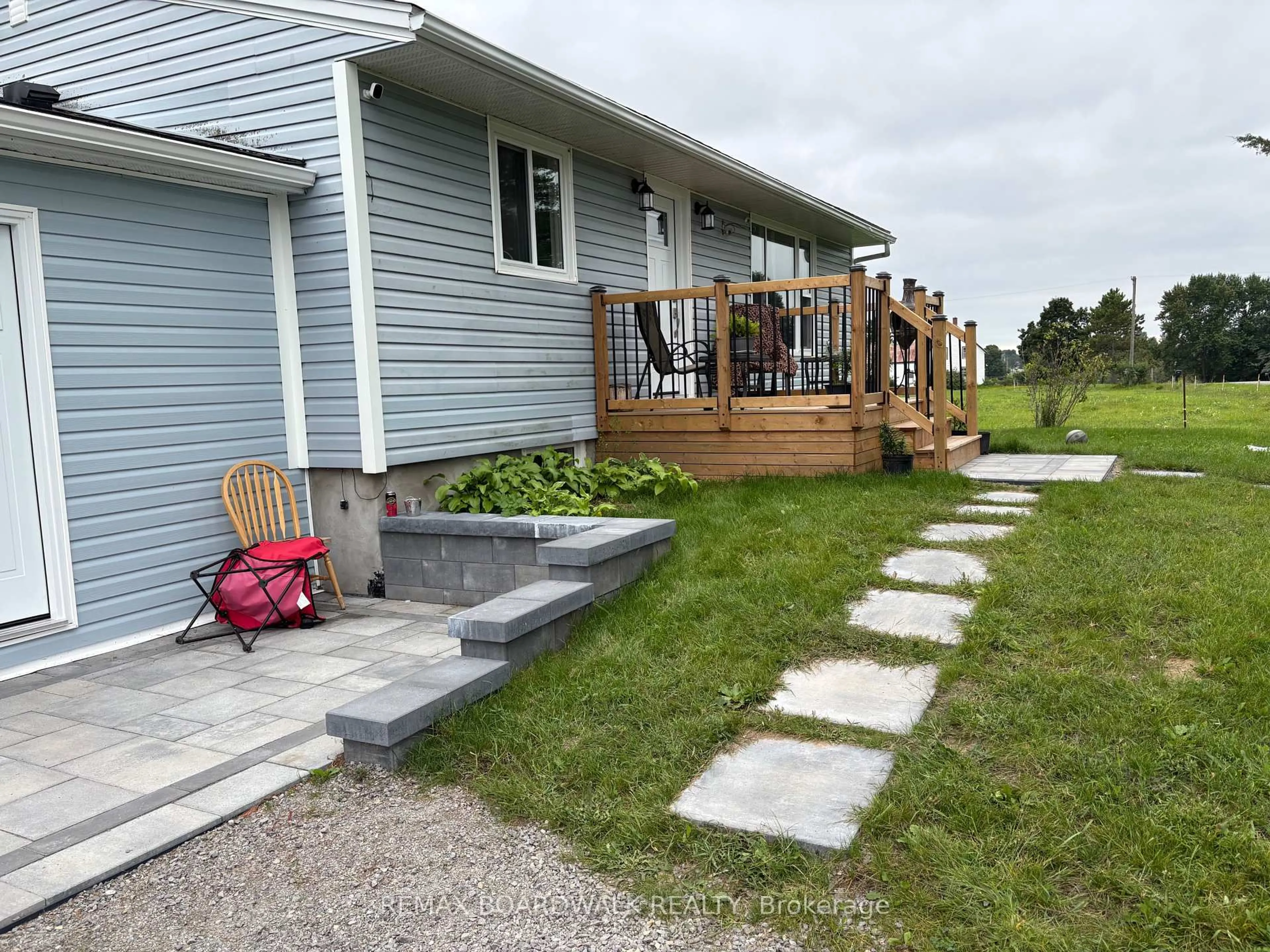 Patio, unknown for 3911 County 26 Rd, Elizabethtown-Kitley Ontario K6V 5T1