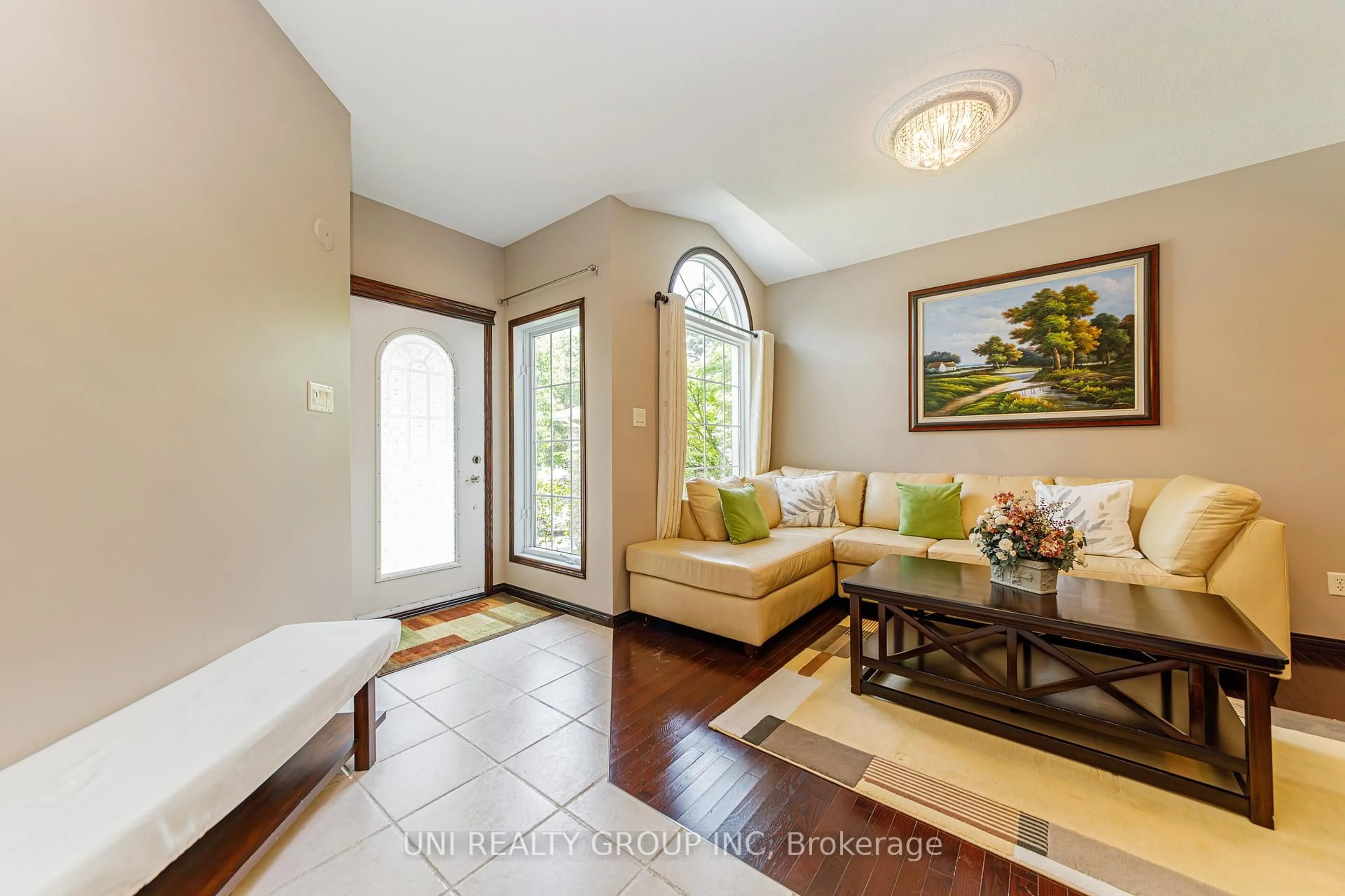Living room with furniture, ceramic/tile floor for 11 LANGFORD Cres, Kanata Ontario K2K 2N4