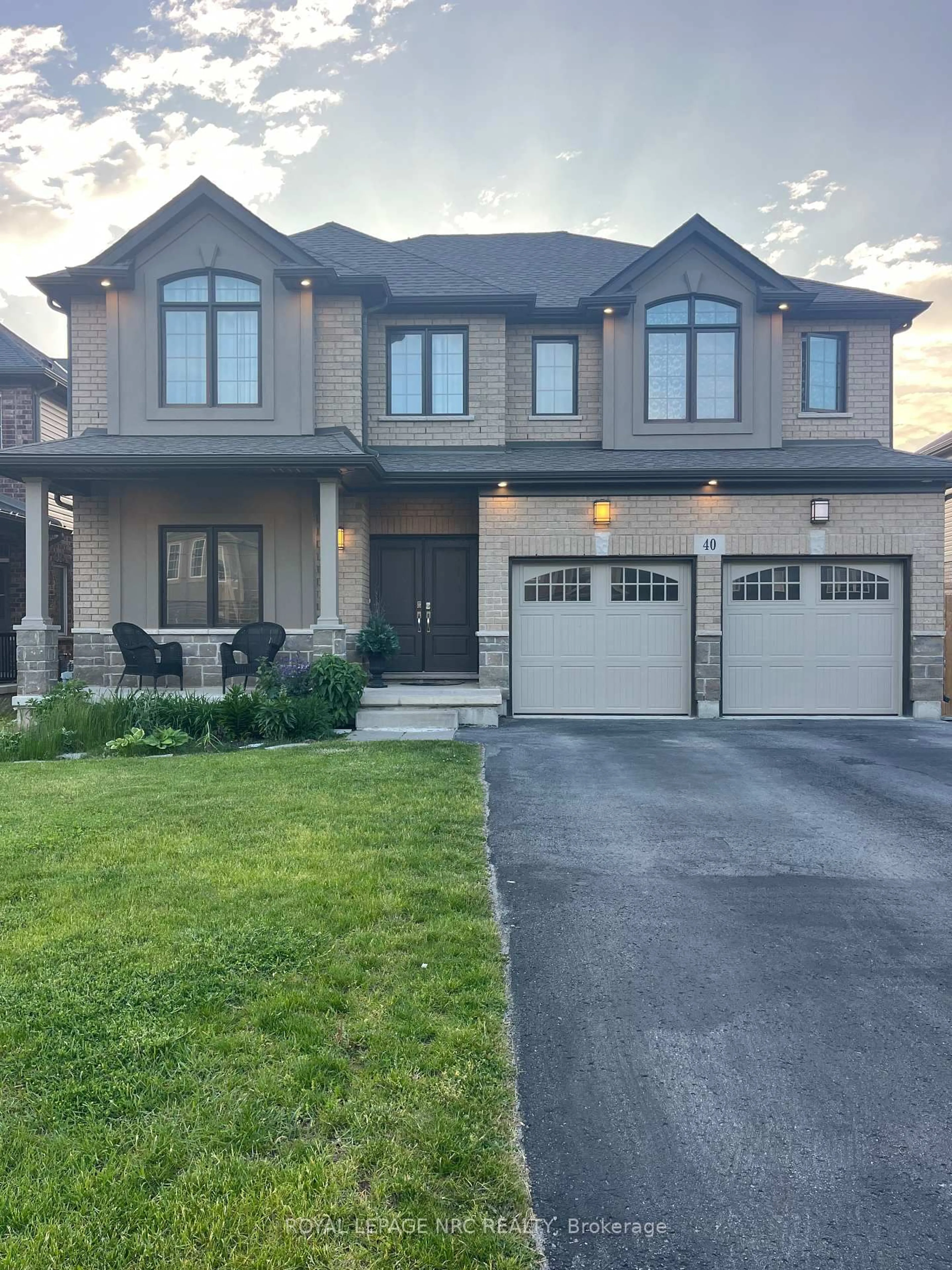 Home with brick exterior material, street for 40 Elderberry Rd, Thorold Ontario L2V 0E7