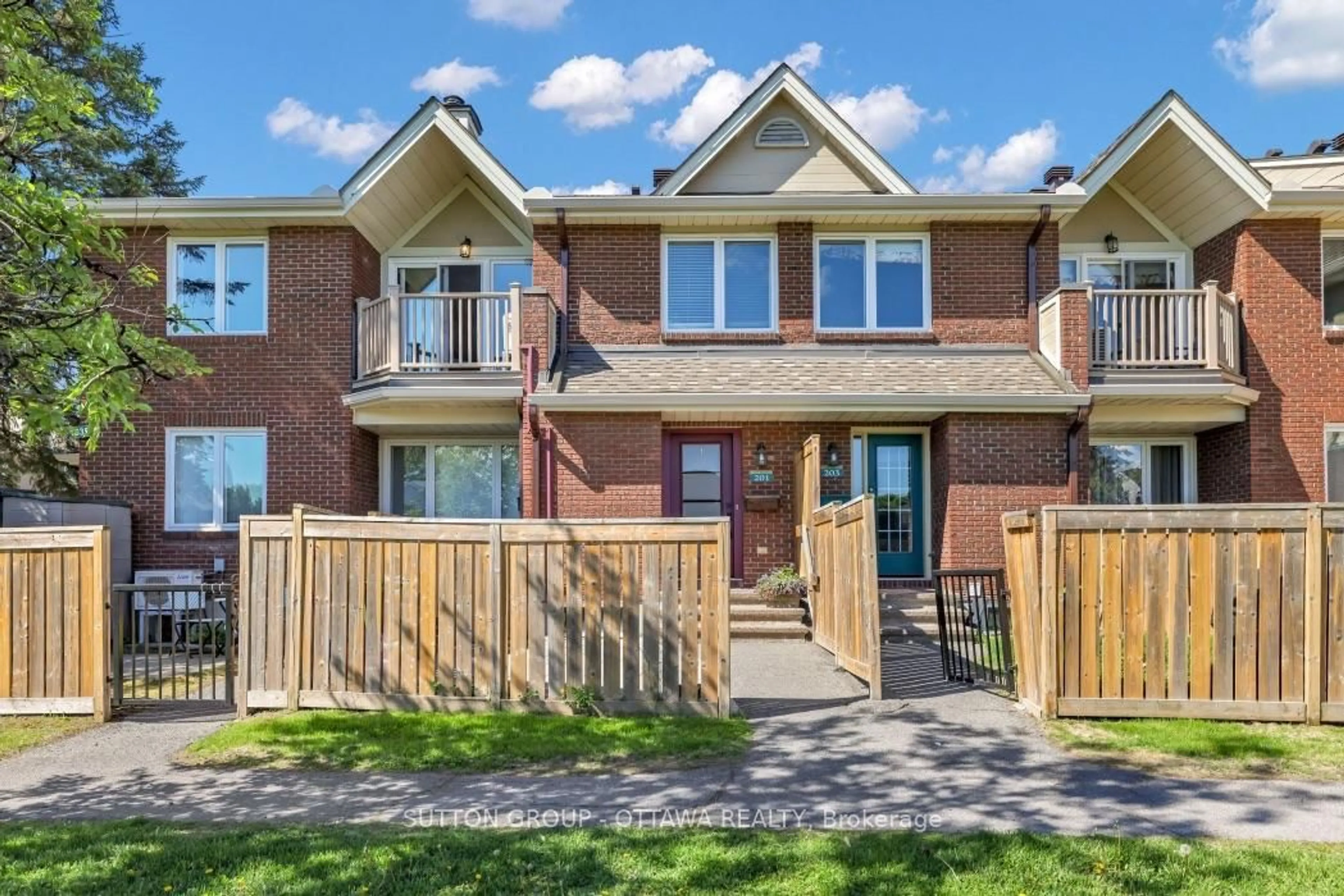 Home with brick exterior material, street for 1835 Marsala Cres #201, Orleans Ontario K4A 2E5