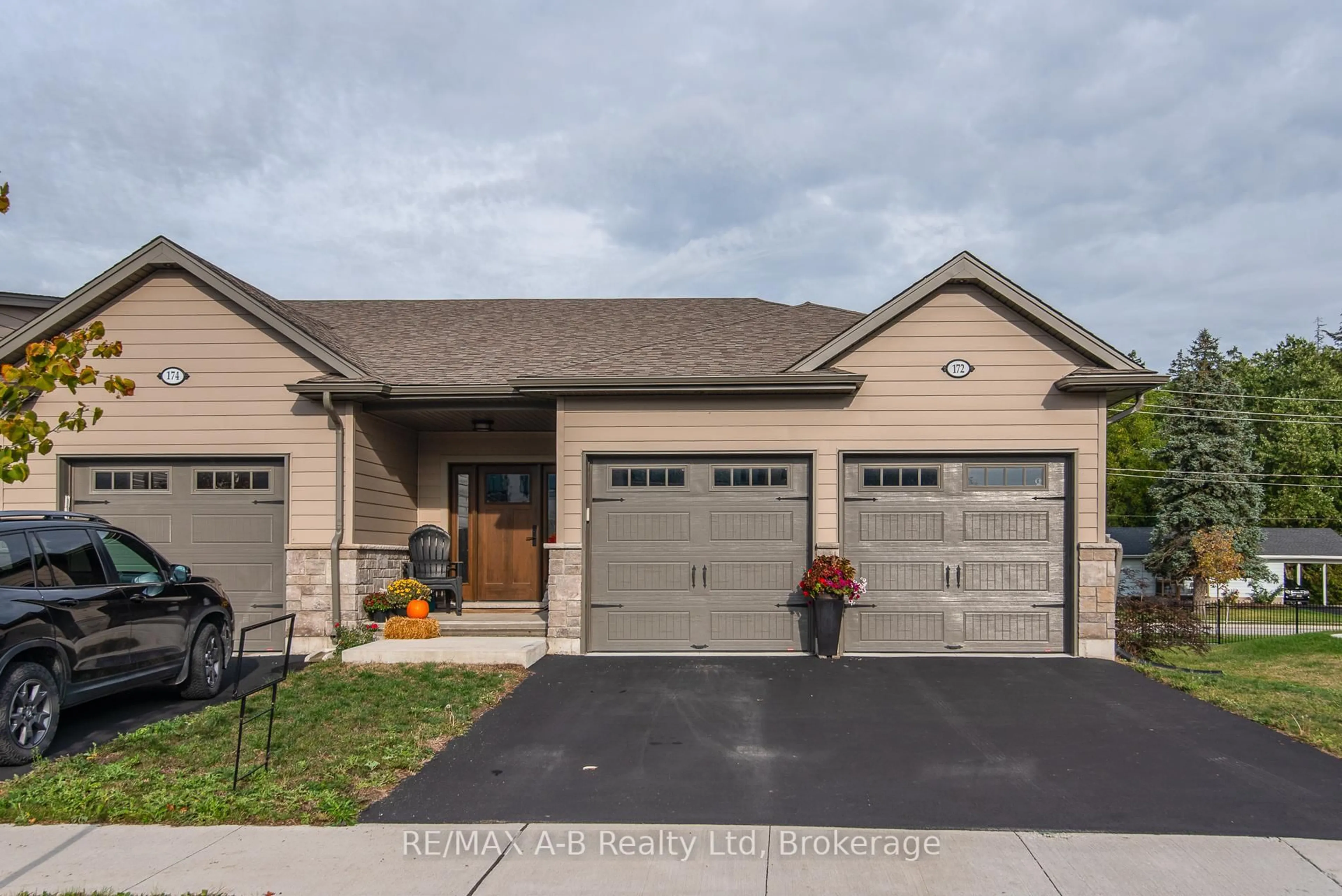 Home with brick exterior material, street for 172 Hooper St, St. Marys Ontario N4X 0C1