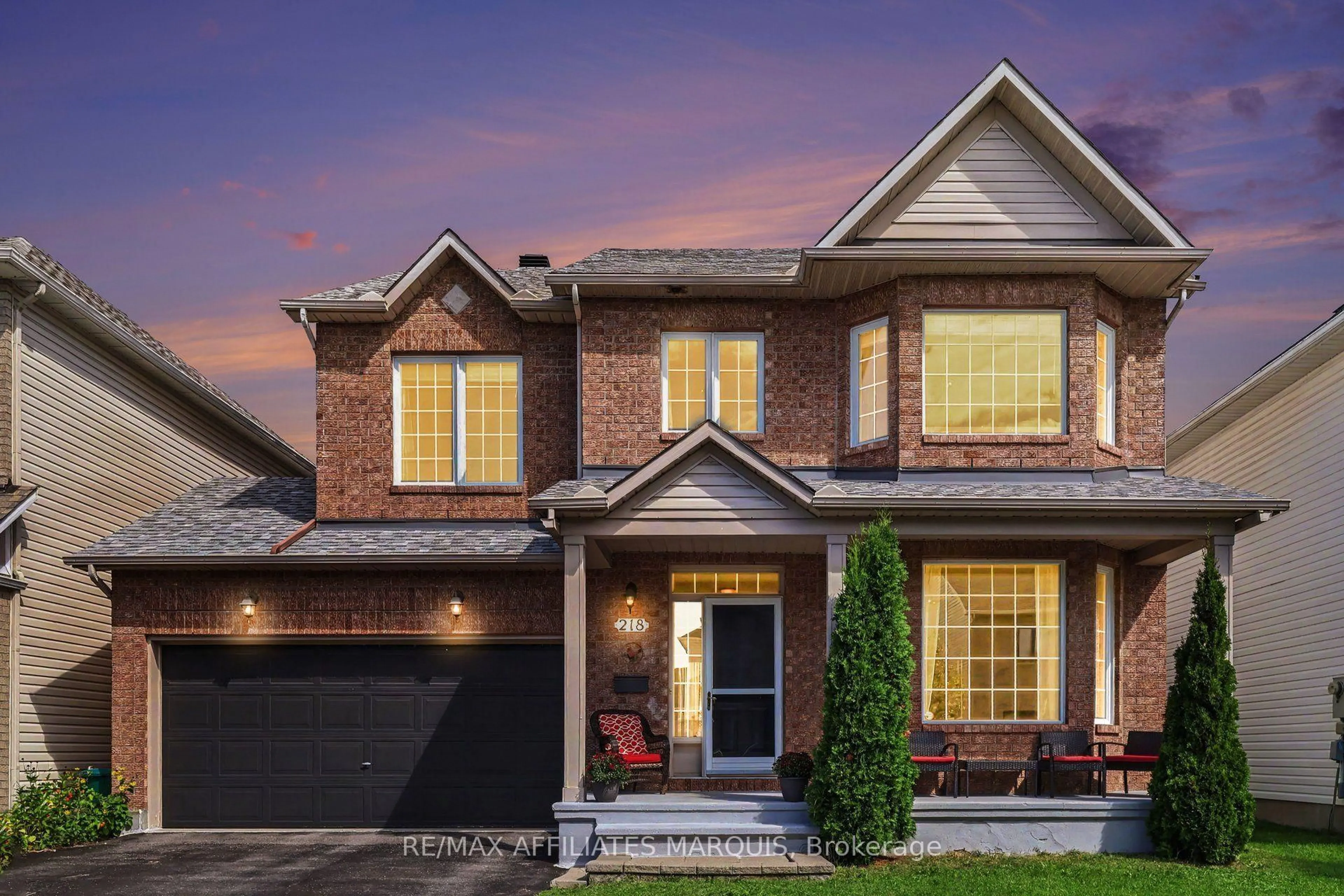 Home with brick exterior material, street for 218 Annapolis Circ, Ottawa Ontario K1V 1Y9
