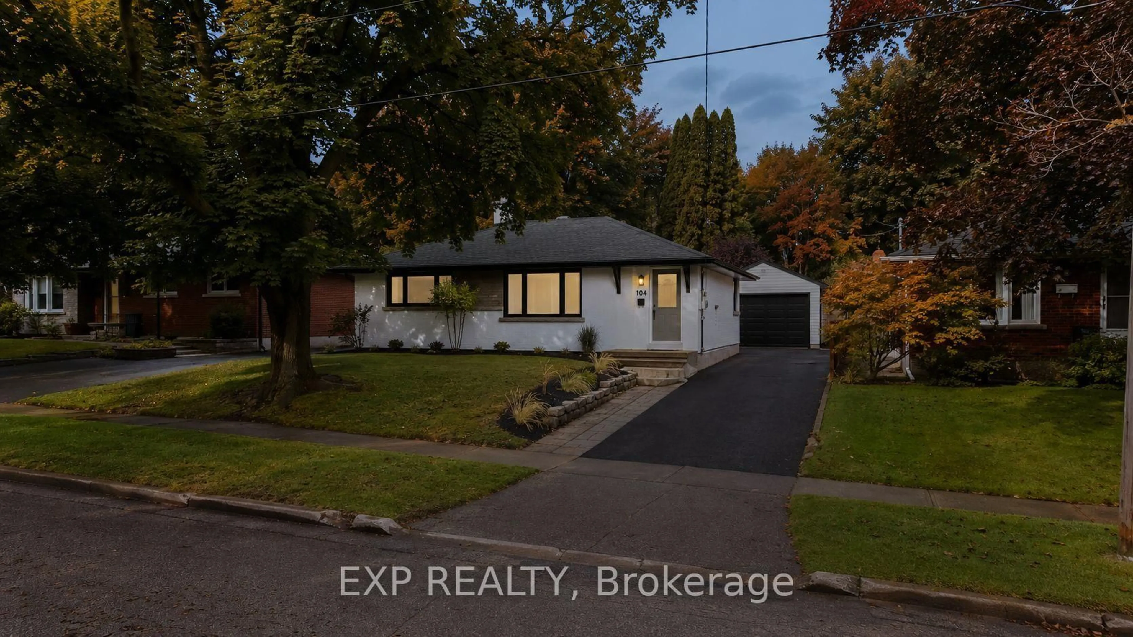 Unknown for 104 Kensington St, Guelph Ontario N1E 3P9