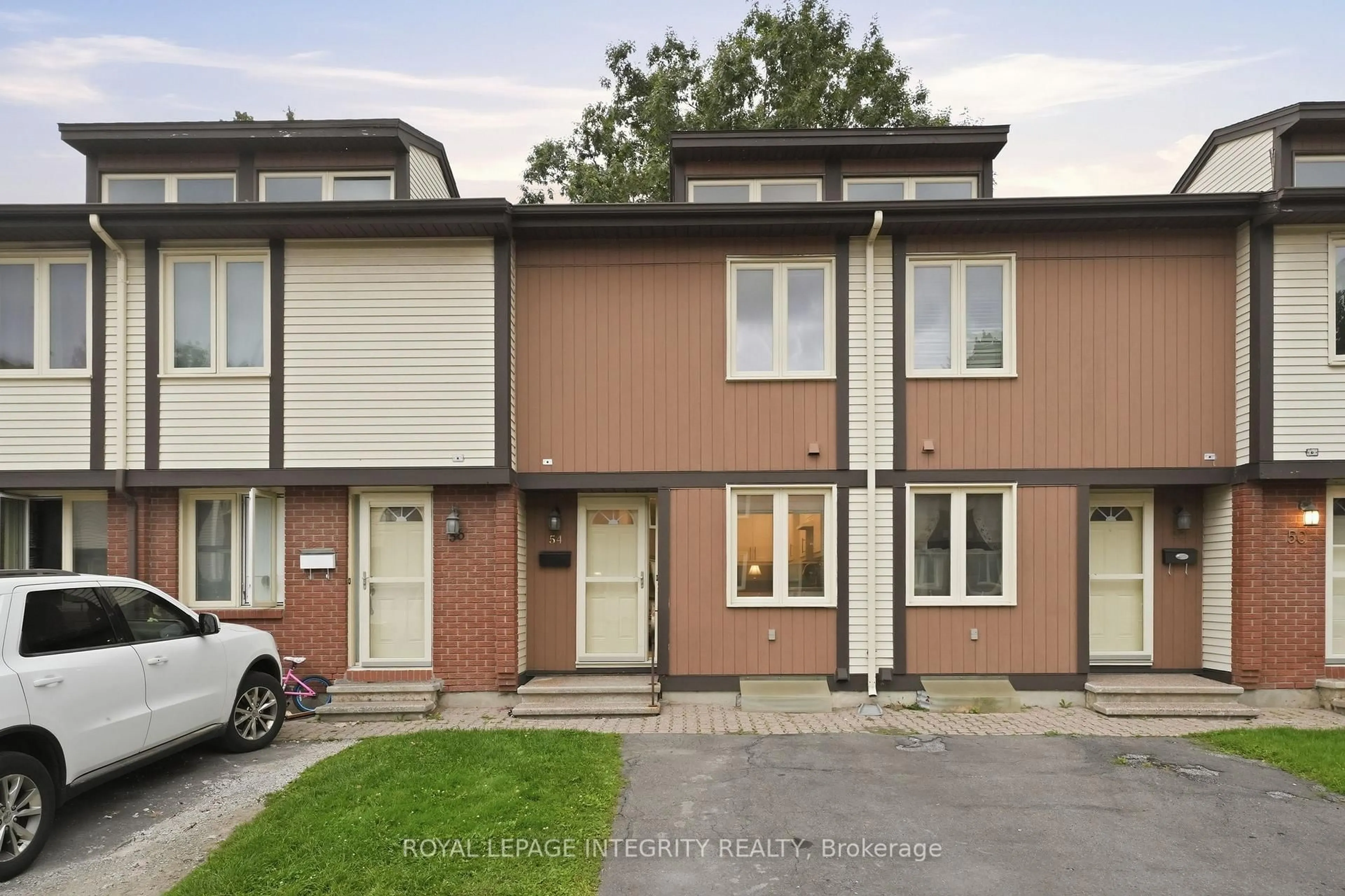 Unknown for 811 Connaught Ave #54, Ottawa Ontario K2B 8K3