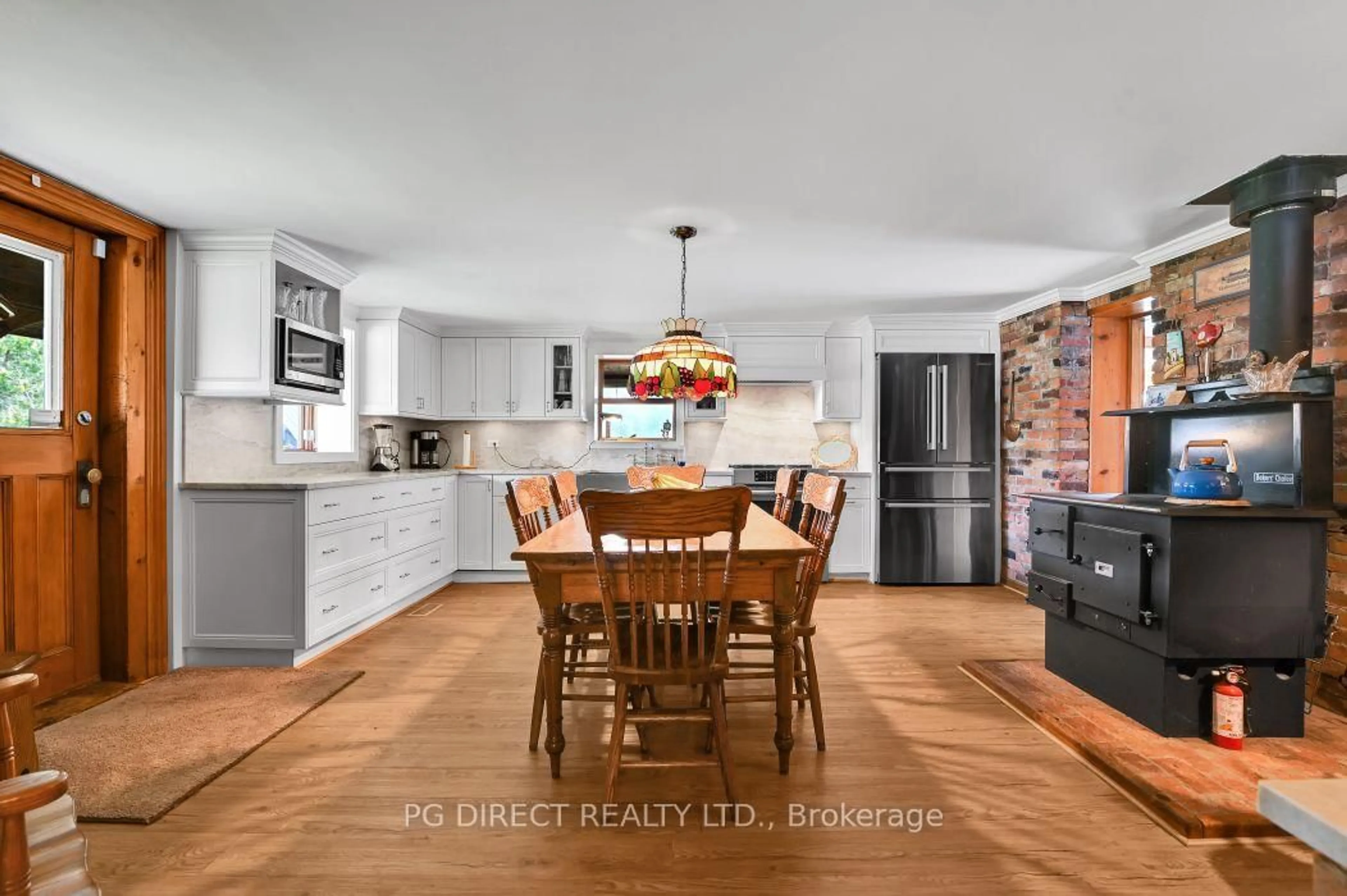 Open concept kitchen, unknown for 1563 9th Line, Beckwith Ontario K1C 3P2