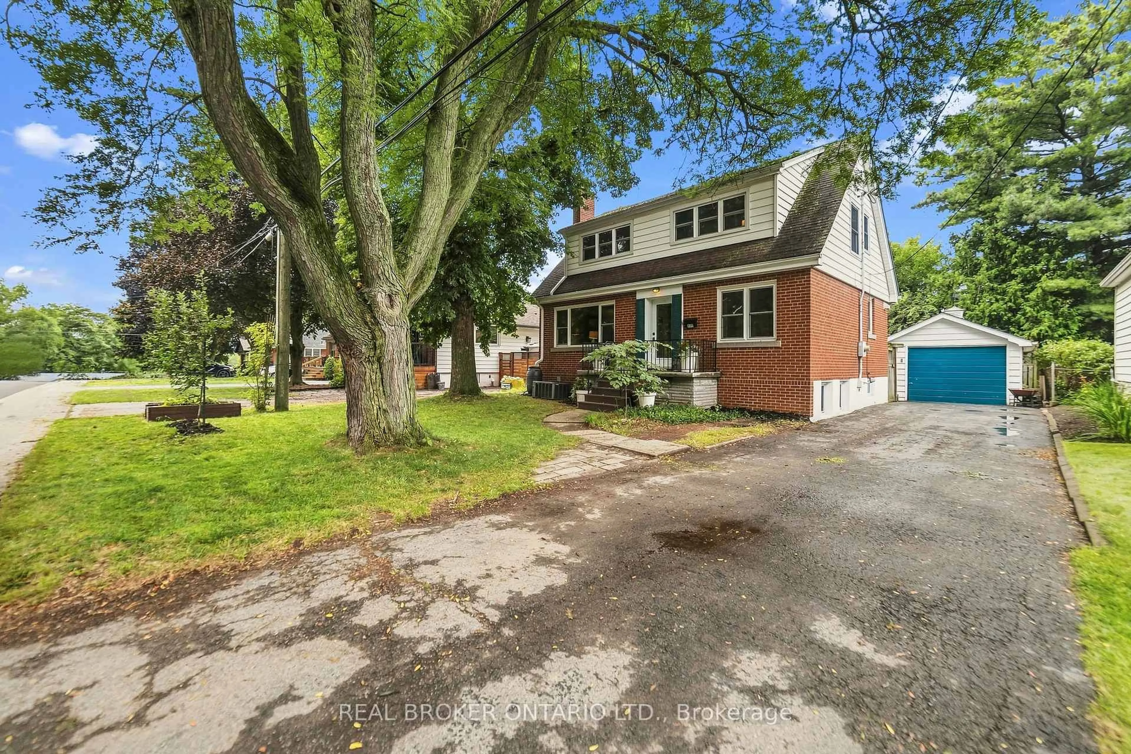 Unknown for 177 York Rd, Hamilton Ontario L9H 1M8