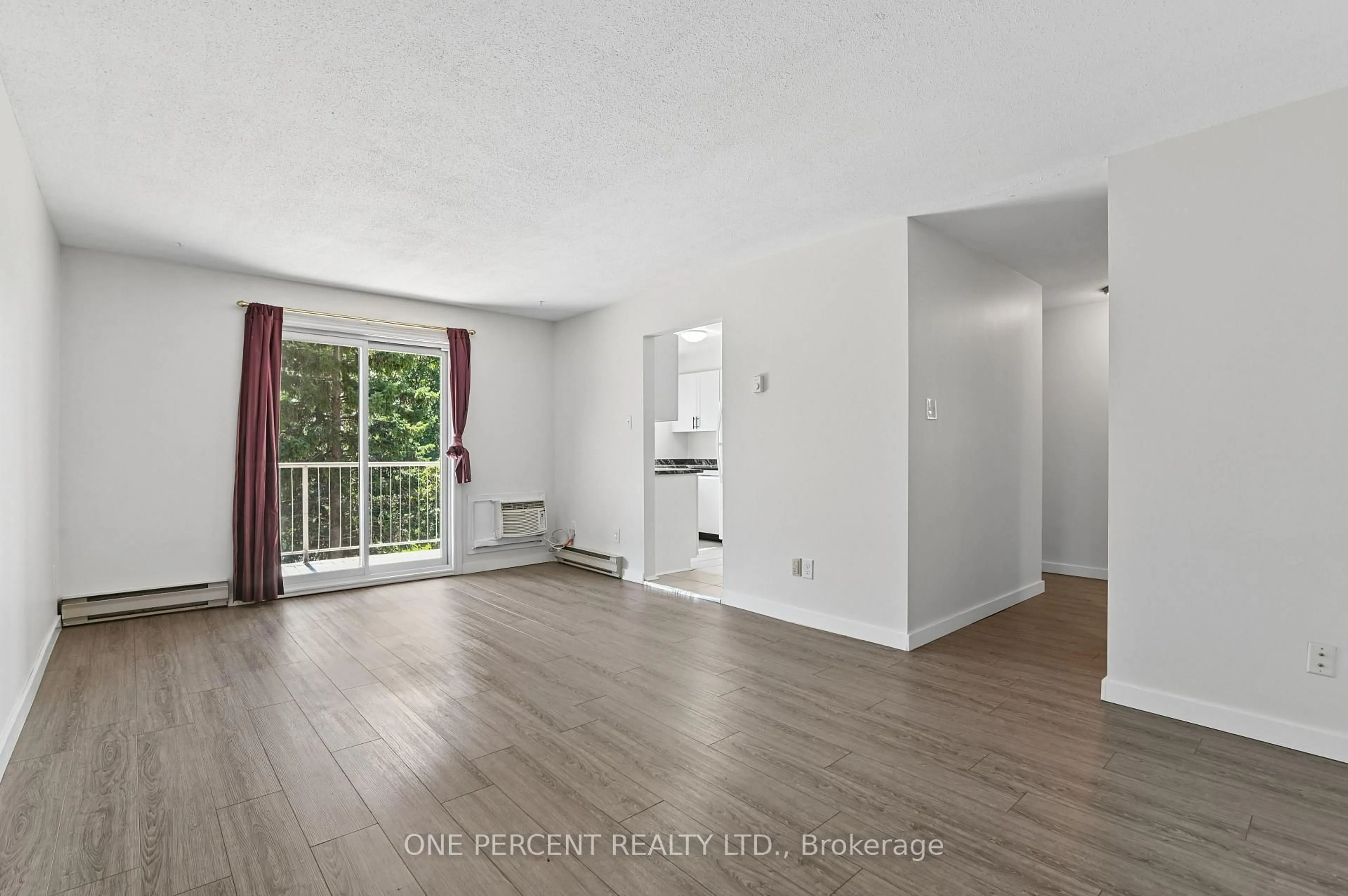 A pic of a room for 250 Brittany Dr #204, Ottawa Ontario K1K 4M1