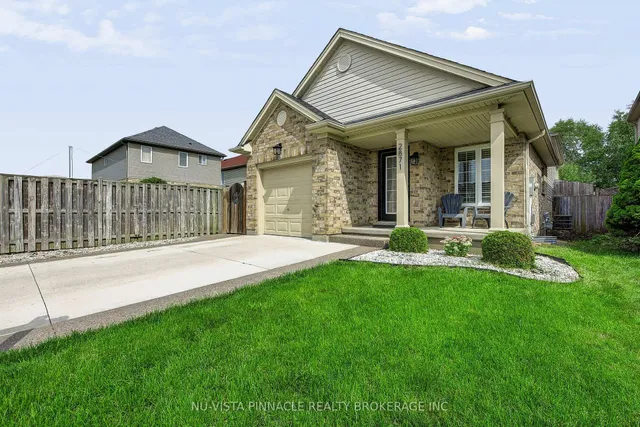 2871 Meadowgate Blvd, London South 4