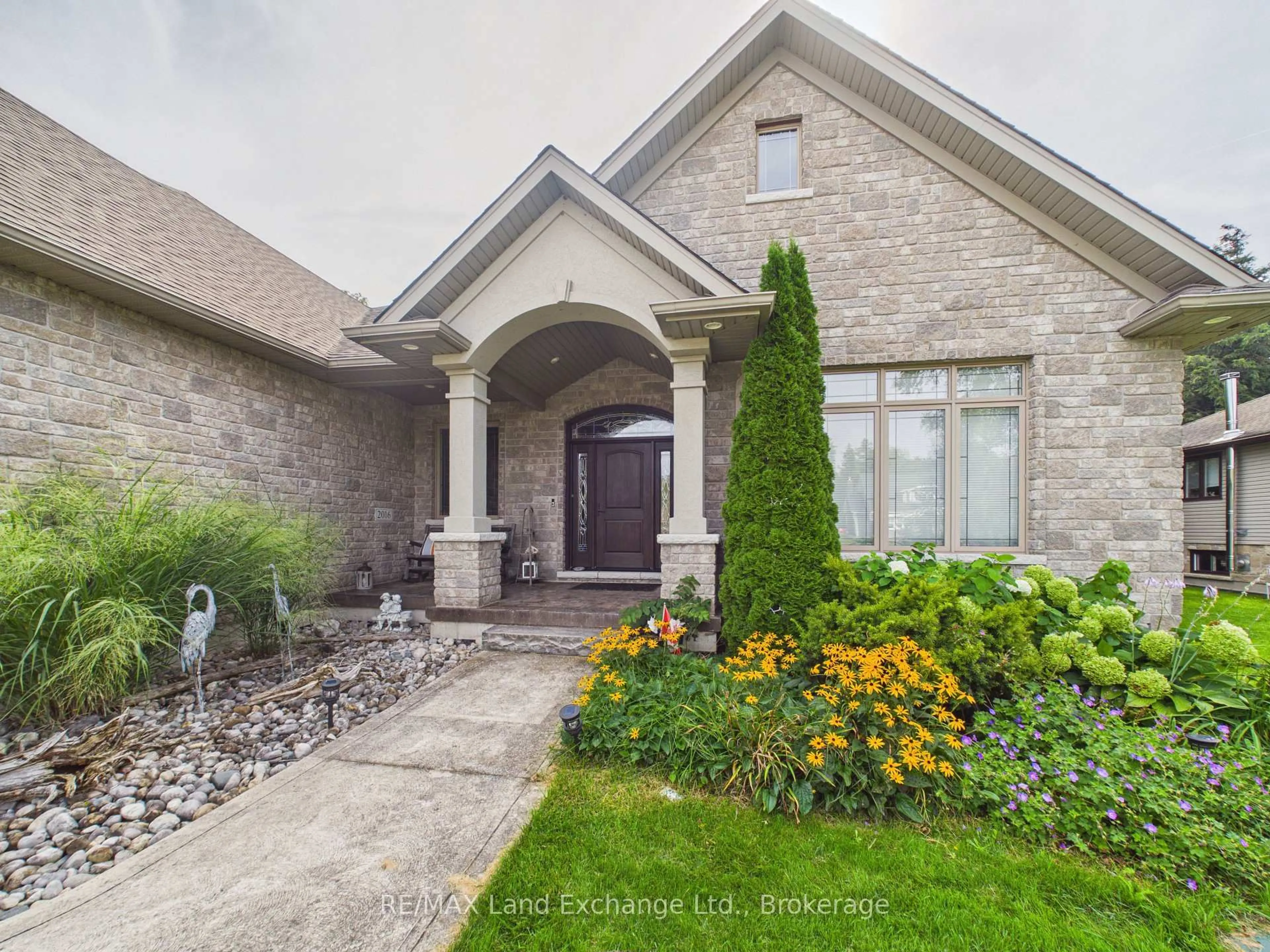 Home with brick exterior material, street for 192 Birchwood Ave, Kincardine Ontario N0G 2T0