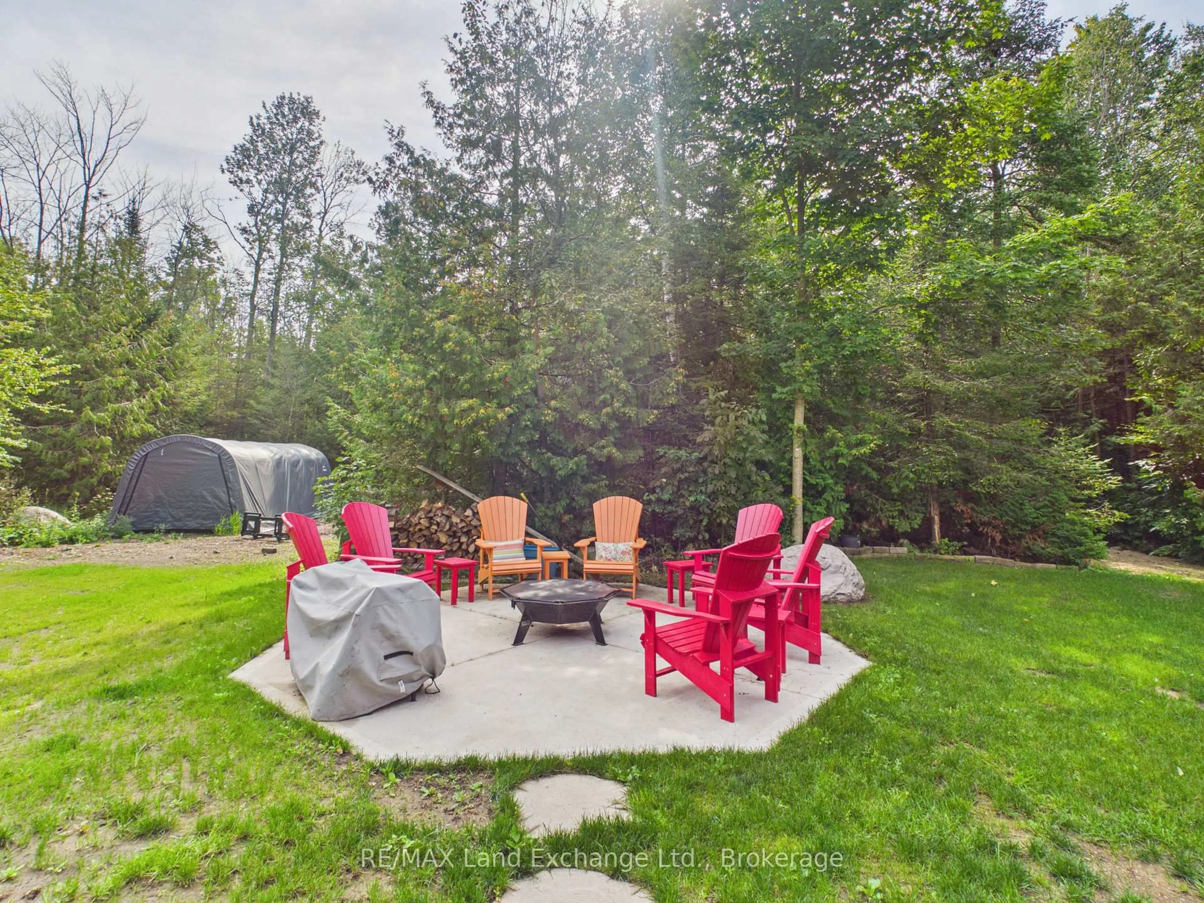 Patio, forest/trees view for 192 Birchwood Ave, Kincardine Ontario N0G 2T0
