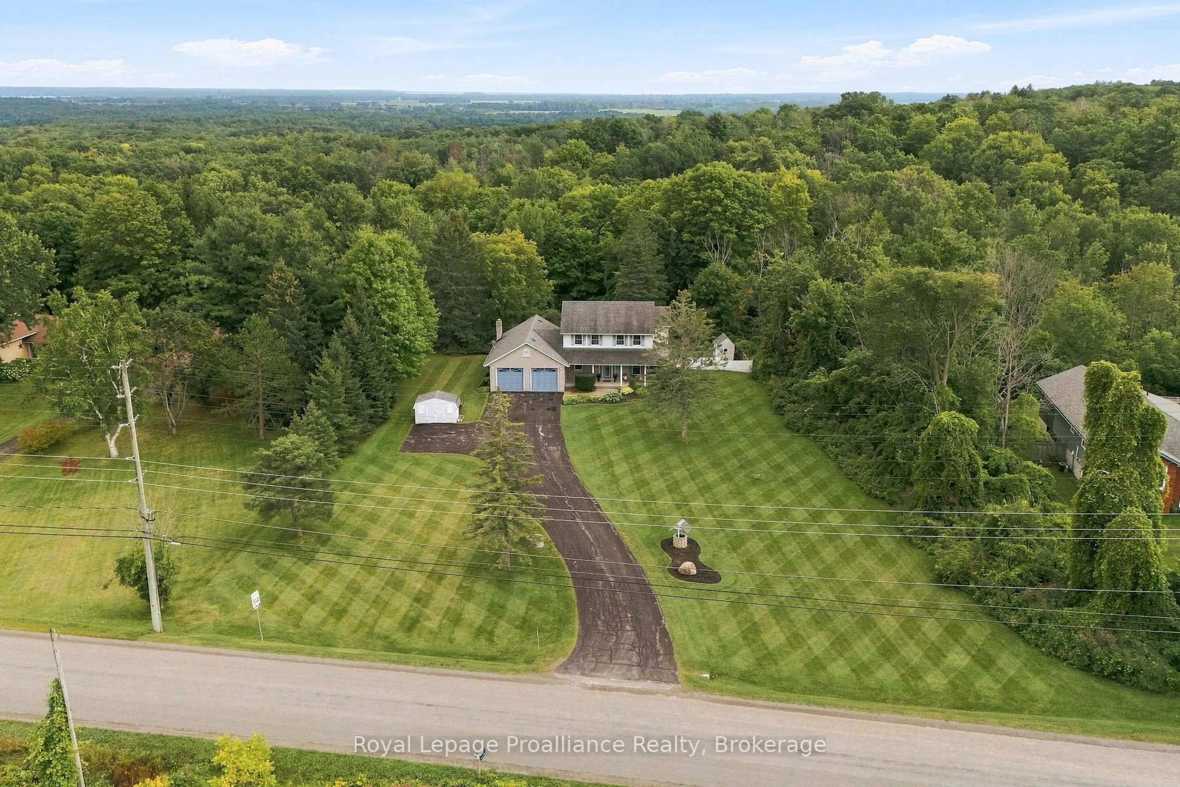 A pic from outside/outdoor area/front of a property/back of a property/a pic from drone, unknown for 128 Murray St, Ingleside Ontario K8V 5P4