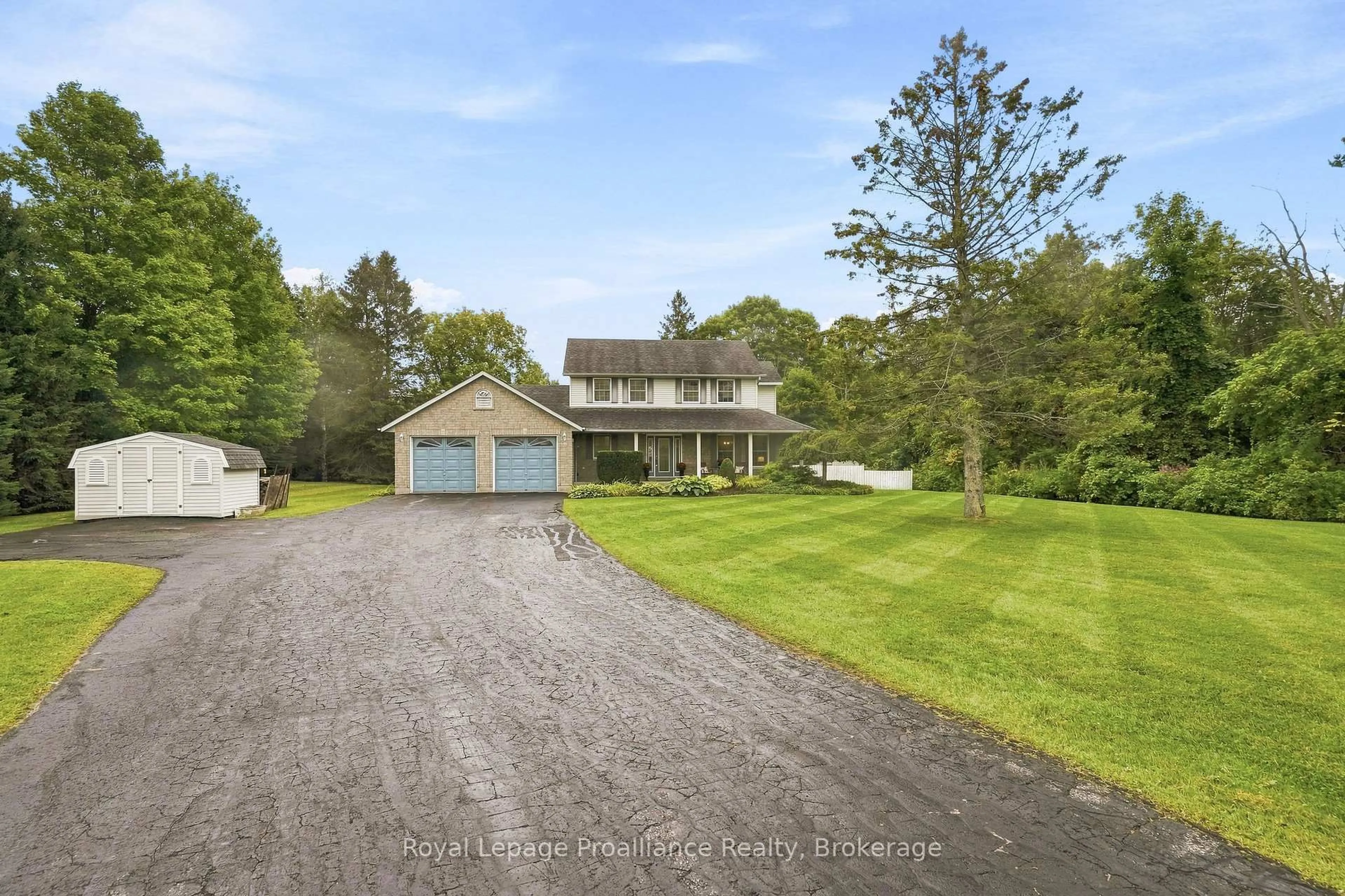 A pic from outside/outdoor area/front of a property/back of a property/a pic from drone, street for 128 Murray St, Ingleside Ontario K8V 5P4