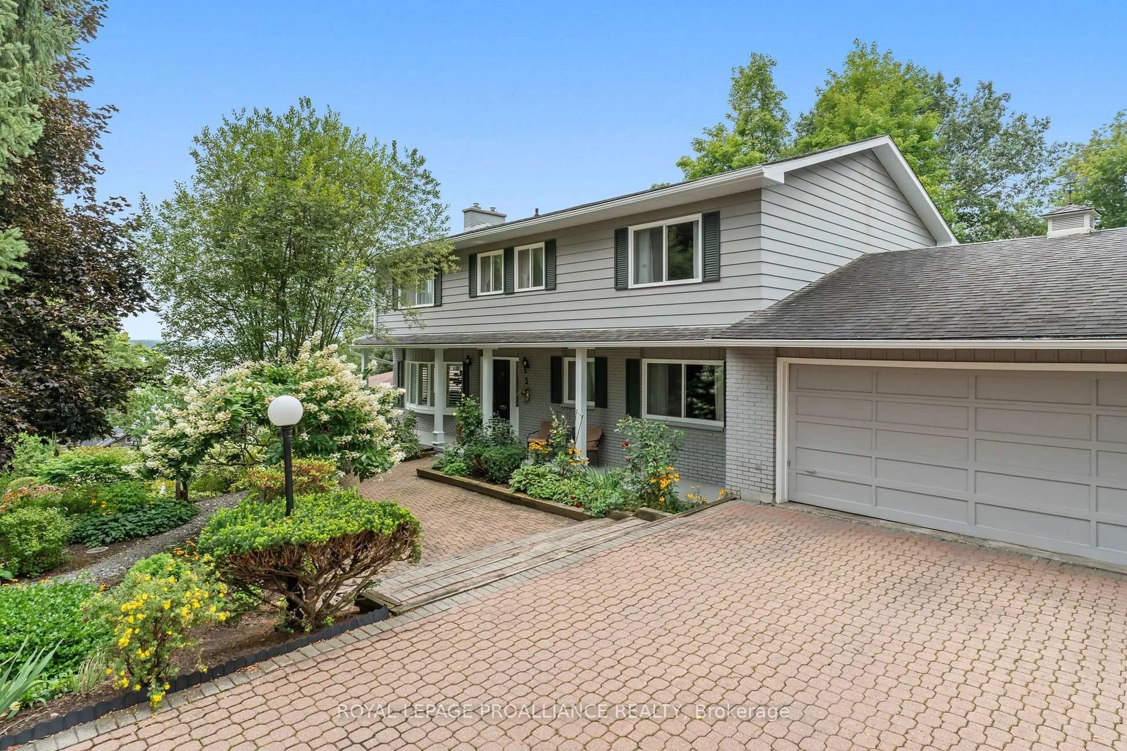Unknown for 5 Rockcliffe Rd, Brockville Ontario K6C 5Z5