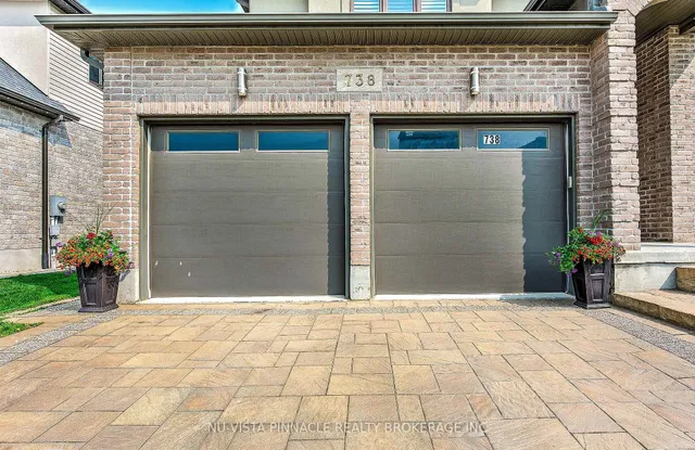 738 Hickoryridge Common, London North 4