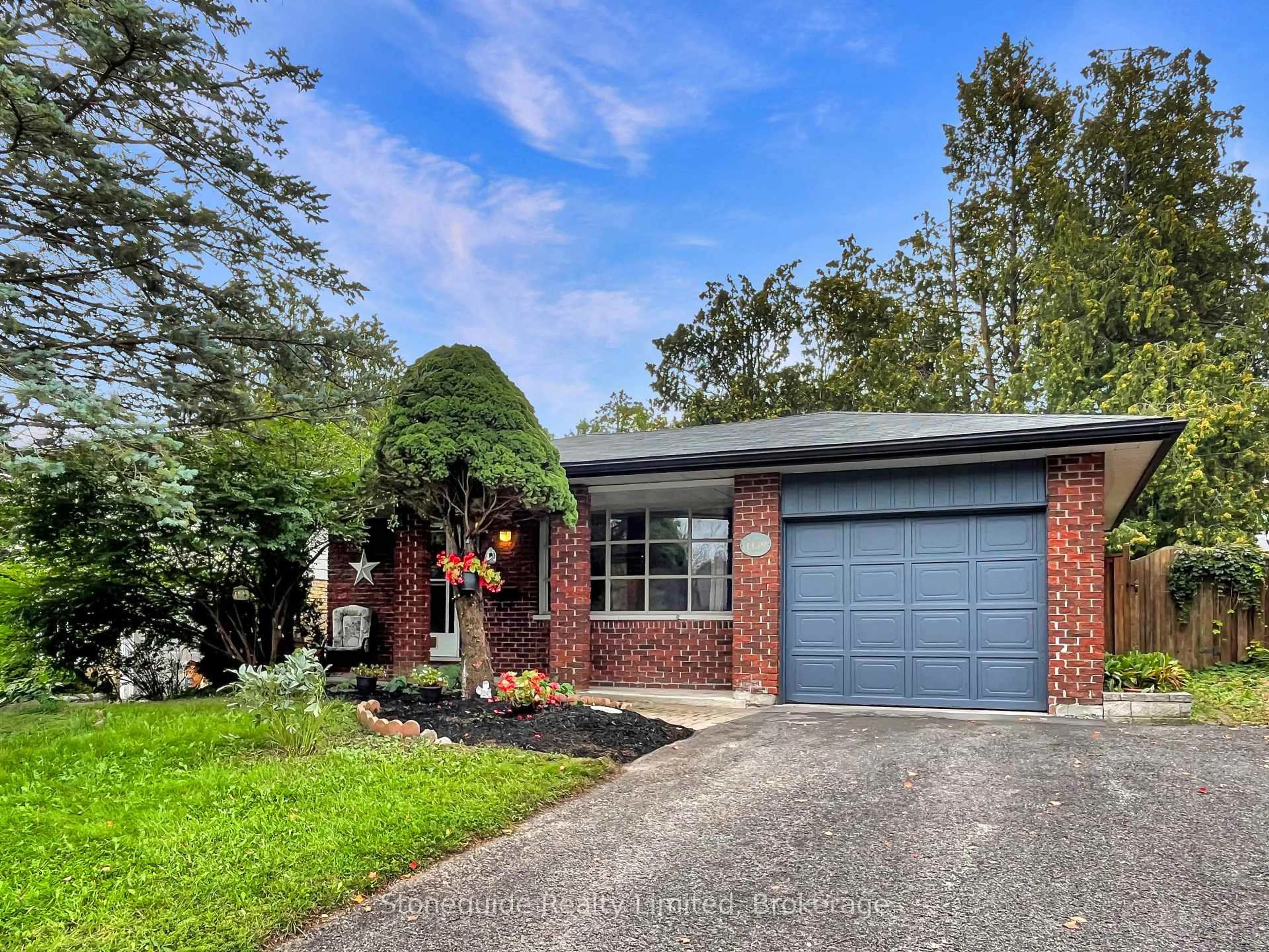 Home with brick exterior material, street for 1139 Danita Blvd, Peterborough Ontario K9J 7J9