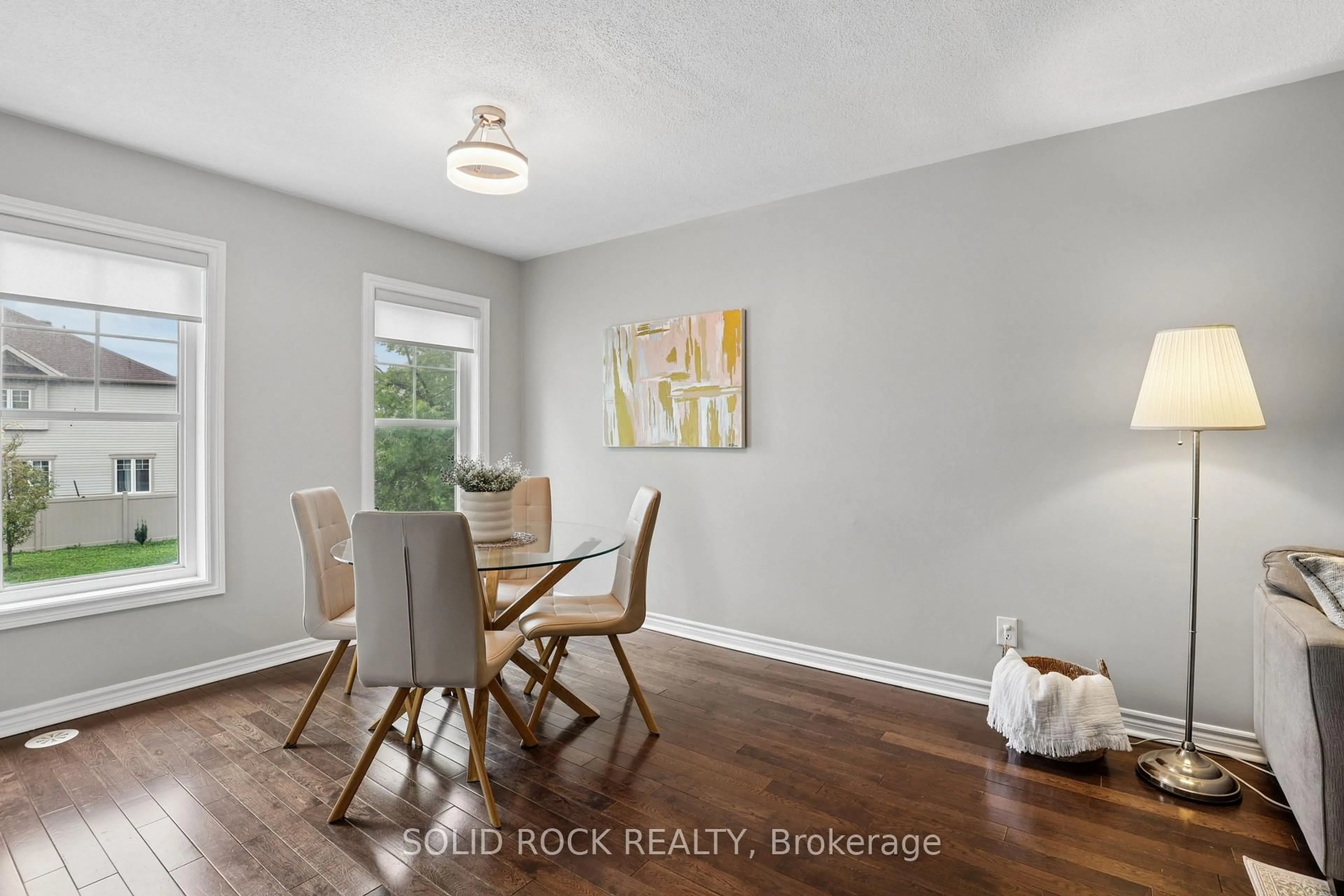 Dining room, wood/laminate floor for 2529 Waterlilly Way, Ottawa Ontario K2J 0K2