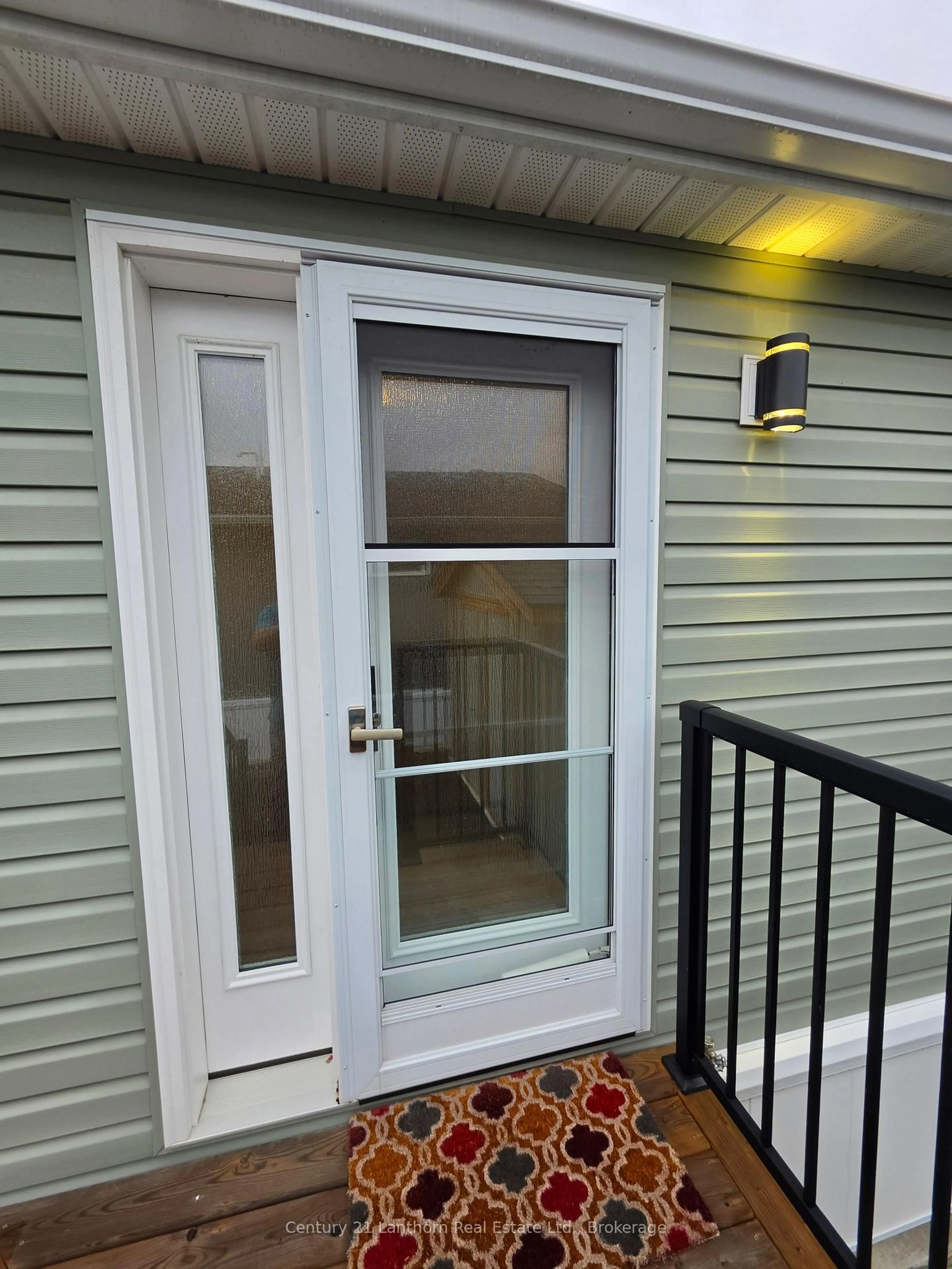 Indoor entryway for 484 Frankford Stirling Rd #Unit 3, Hastings Ontario K0K 2C0