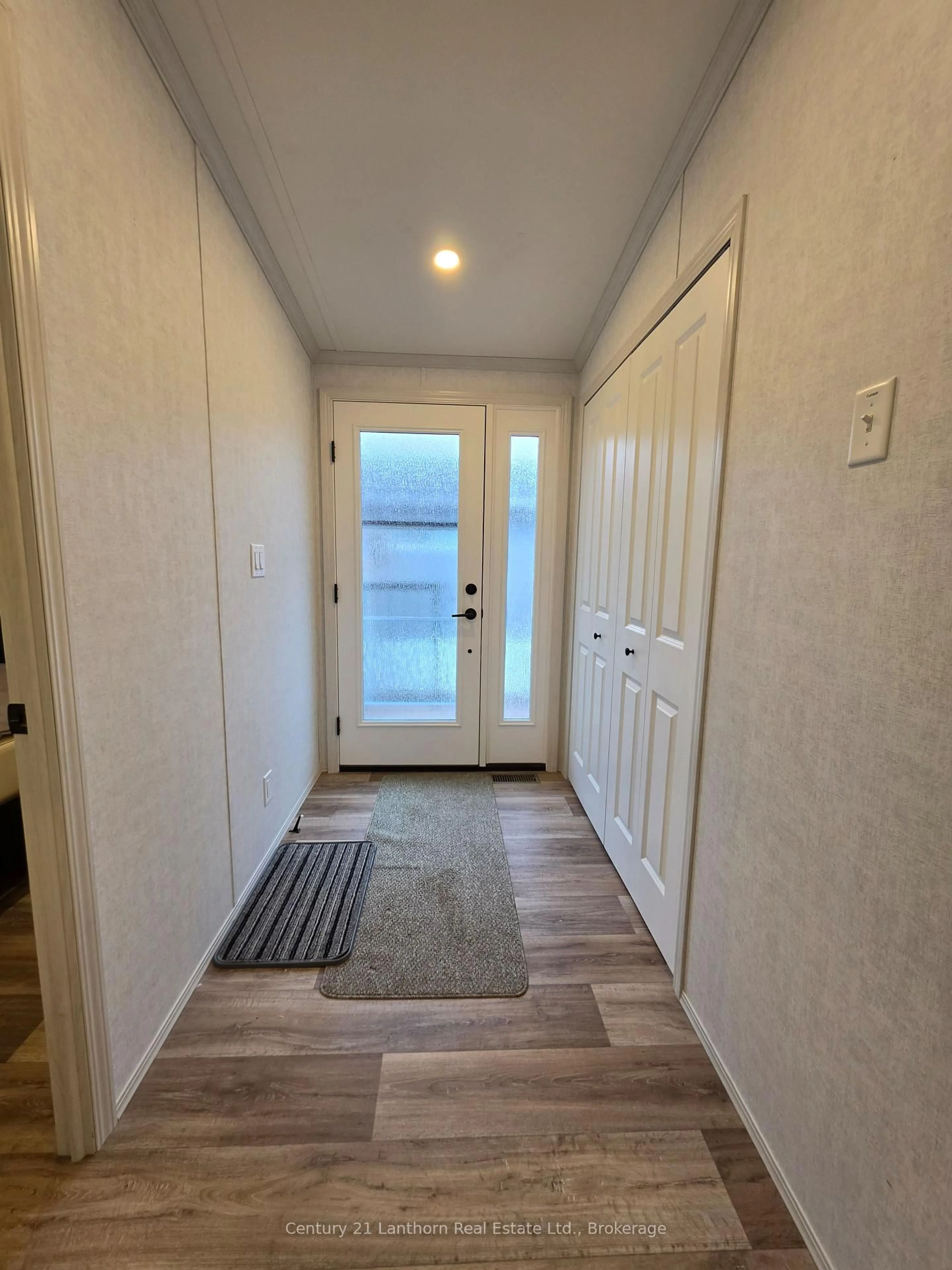 Indoor entryway for 484 Frankford Stirling Rd #Unit 3, Hastings Ontario K0K 2C0