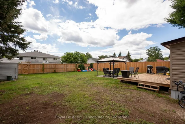 825 Newport Ave, Thunder Bay 2