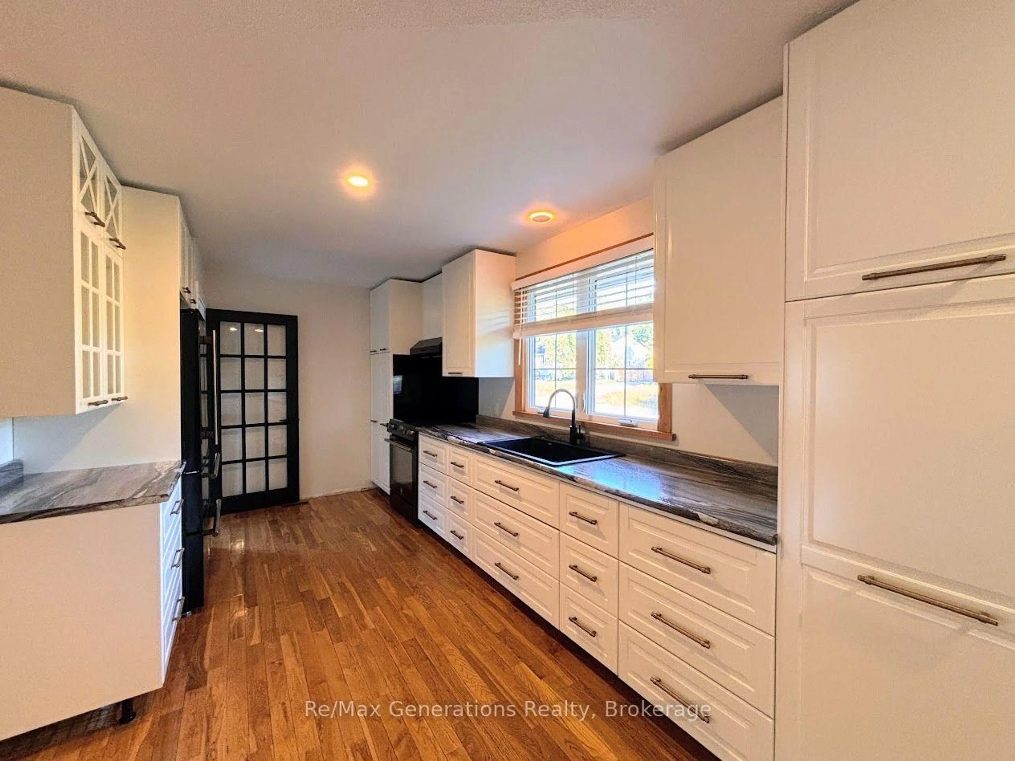 Open concept kitchen, unknown for 34 Redwing Ave, Manitouwadge Ontario P0T 2C0