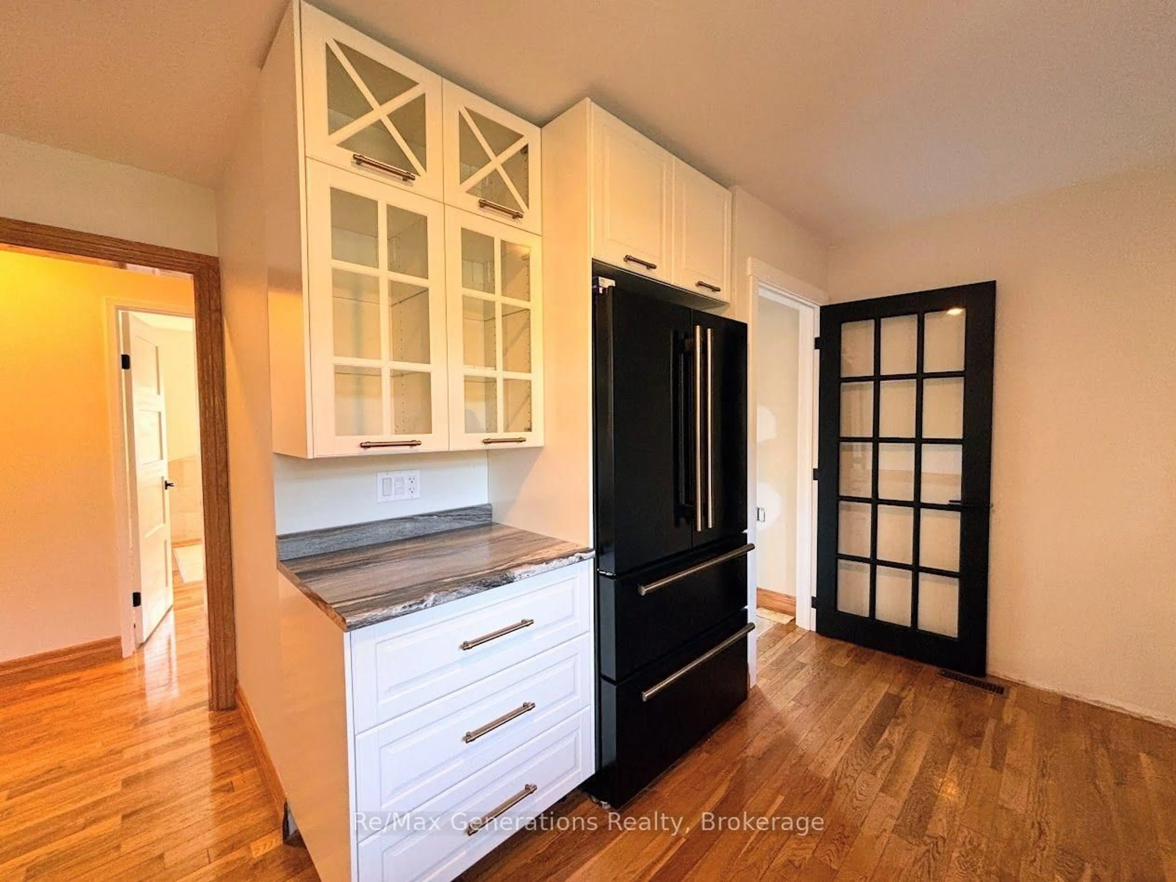 Open concept kitchen, unknown for 34 Redwing Ave, Manitouwadge Ontario P0T 2C0