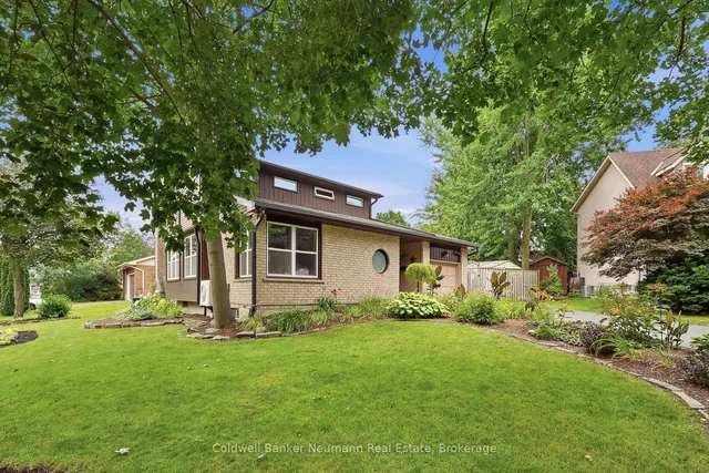 8 Pickwick Pl, Guelph 2
