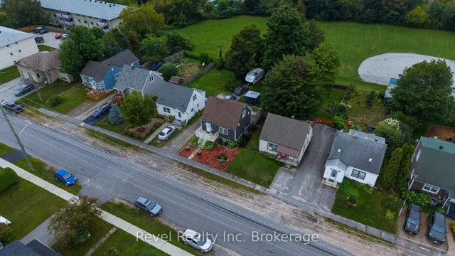 1343 Copeland St, North Bay 4