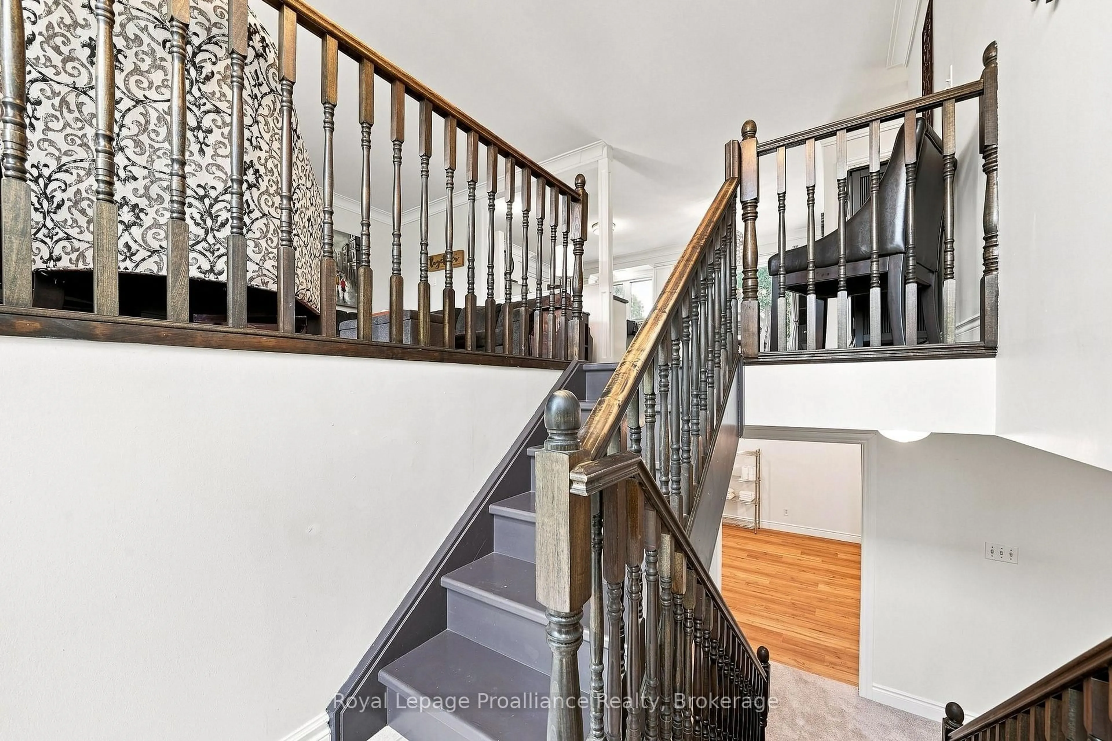 Stairs for 131 Ashley St, Quinte West Ontario K0K 2B0