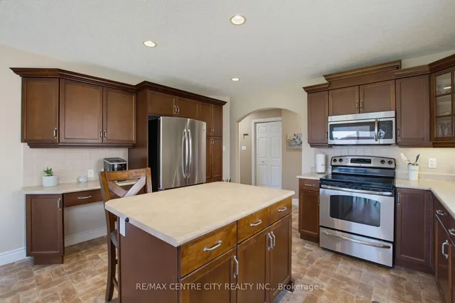 3 Watson Cres, Central Elgin 5