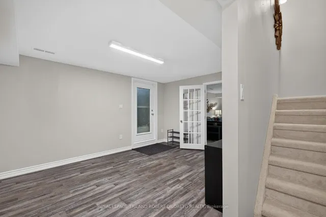 110 Summerdale Pl, London South 3