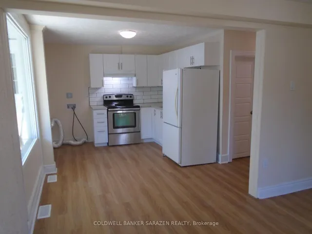 383 Montfort St, Ottawa 3