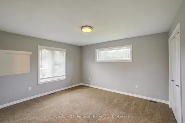 201 Hutton Hill Rd, West Grey 2