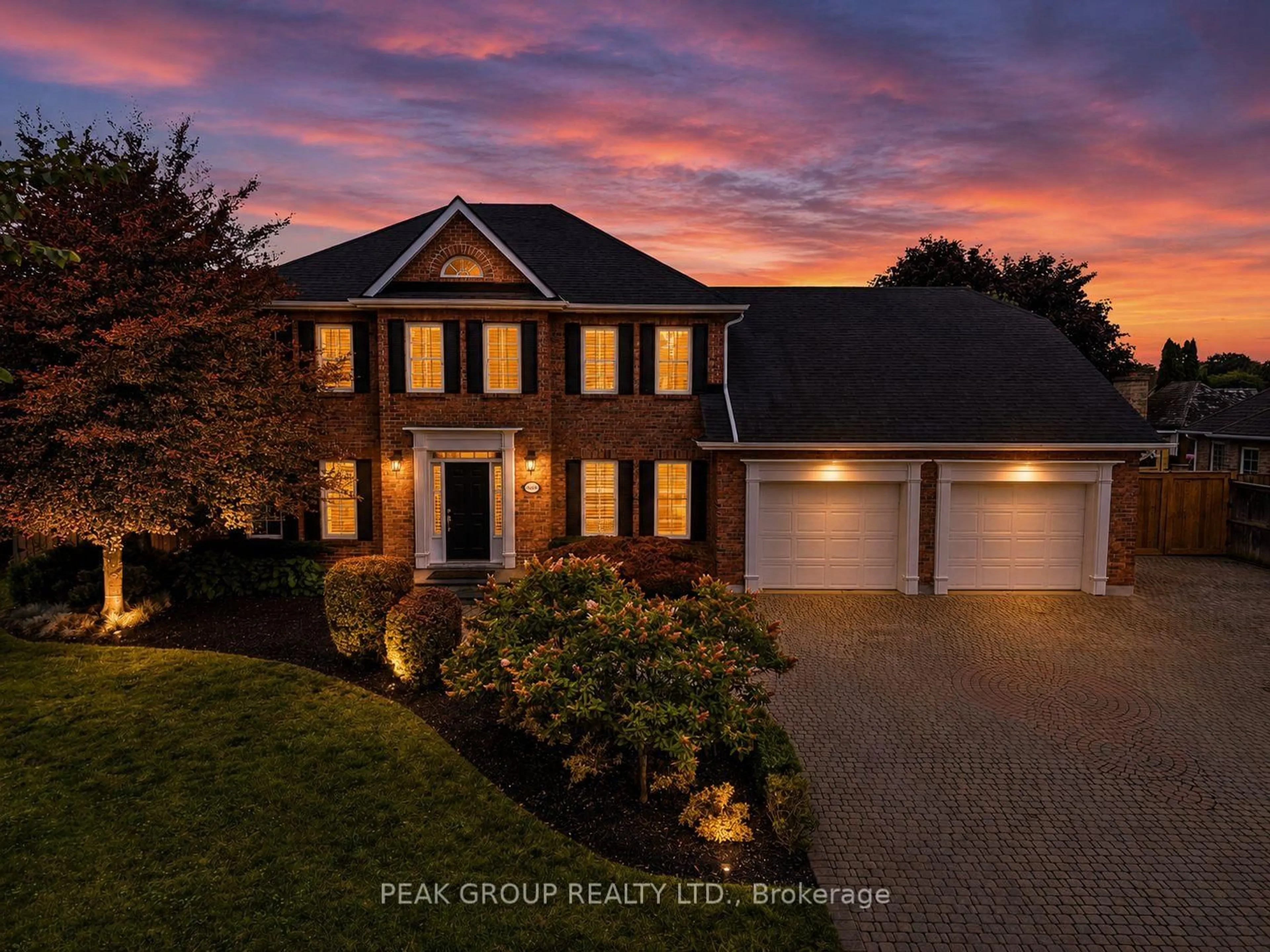 Home with brick exterior material, street for 8004 Westminster Dr, Niagara Falls Ontario L2H 2Z2