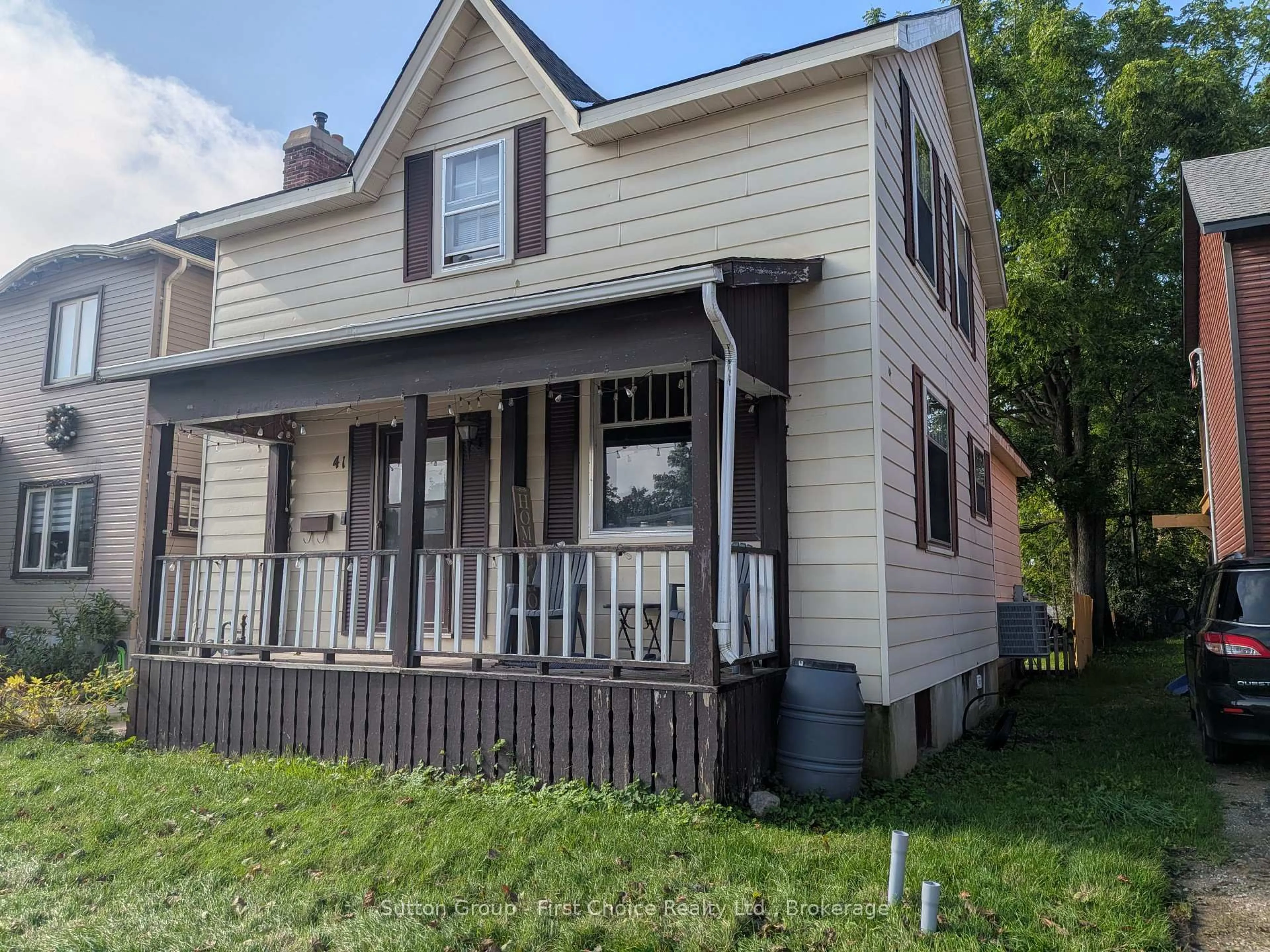 Home with vinyl exterior material, street for 41 Goderich St, Huron East Ontario N0K 1W0