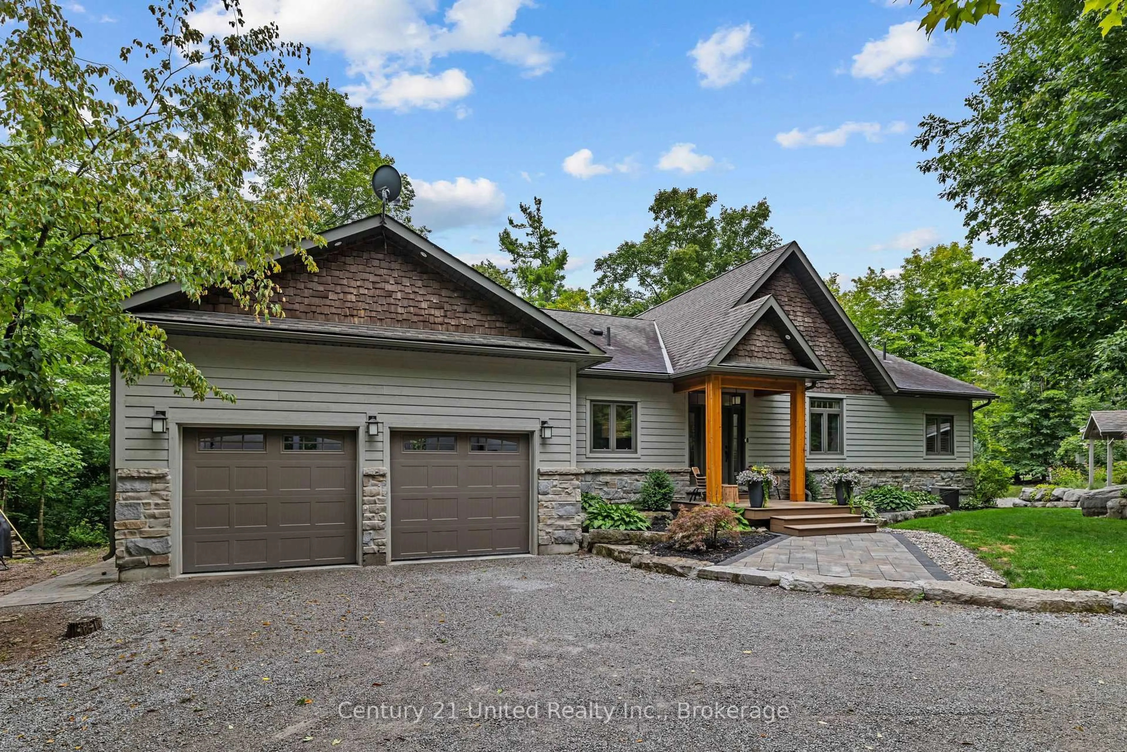 Home with brick exterior material, unknown for 37 Mitchell Cres, Trent Lakes Ontario K0L 1J0