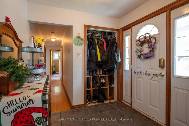 2 Catherine St, Hamilton Township 3