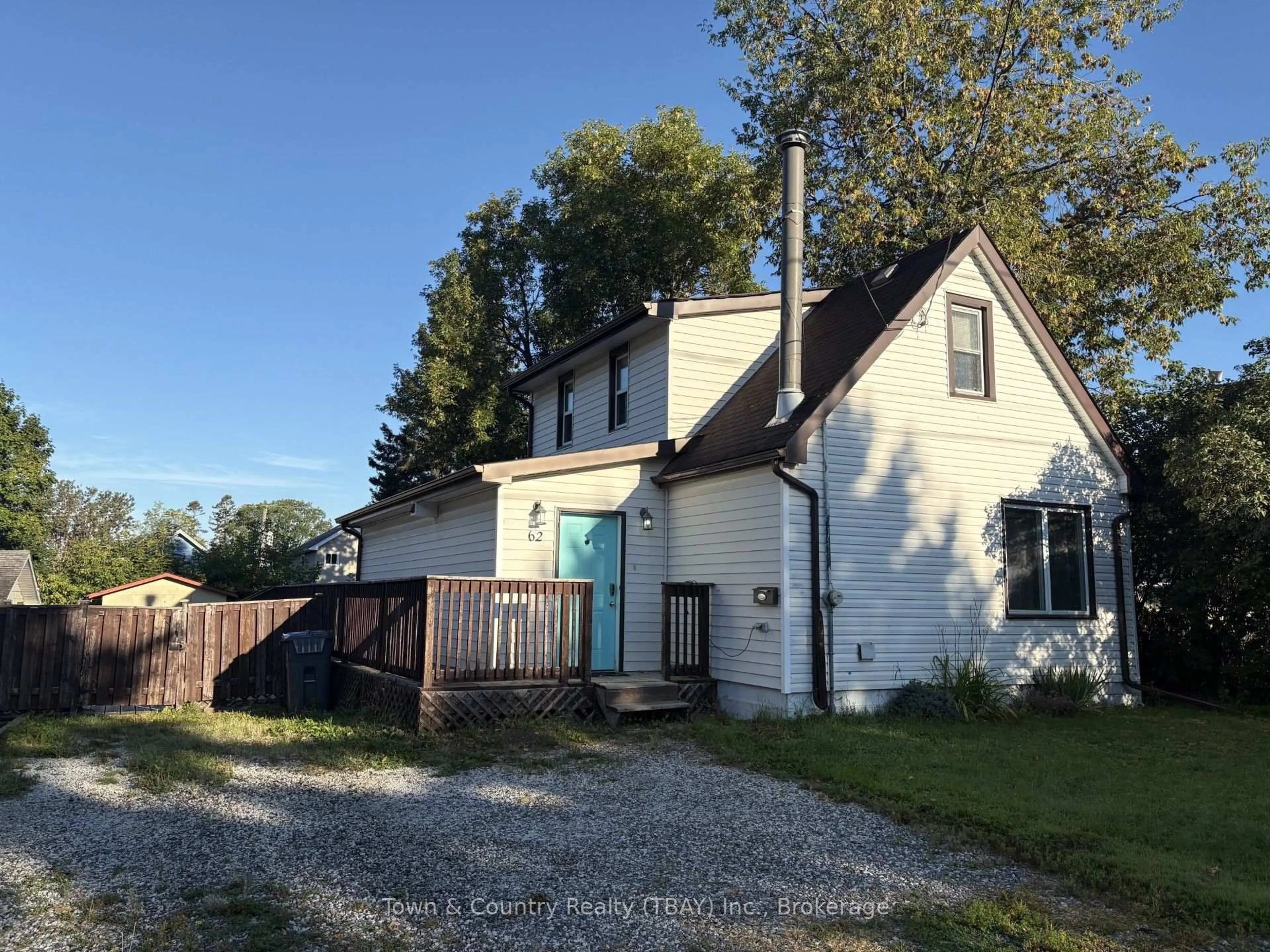 A pic from outside/outdoor area/front of a property/back of a property/a pic from drone, street for 62 Rockwood Ave, Thunder Bay Ontario P7A 6A2