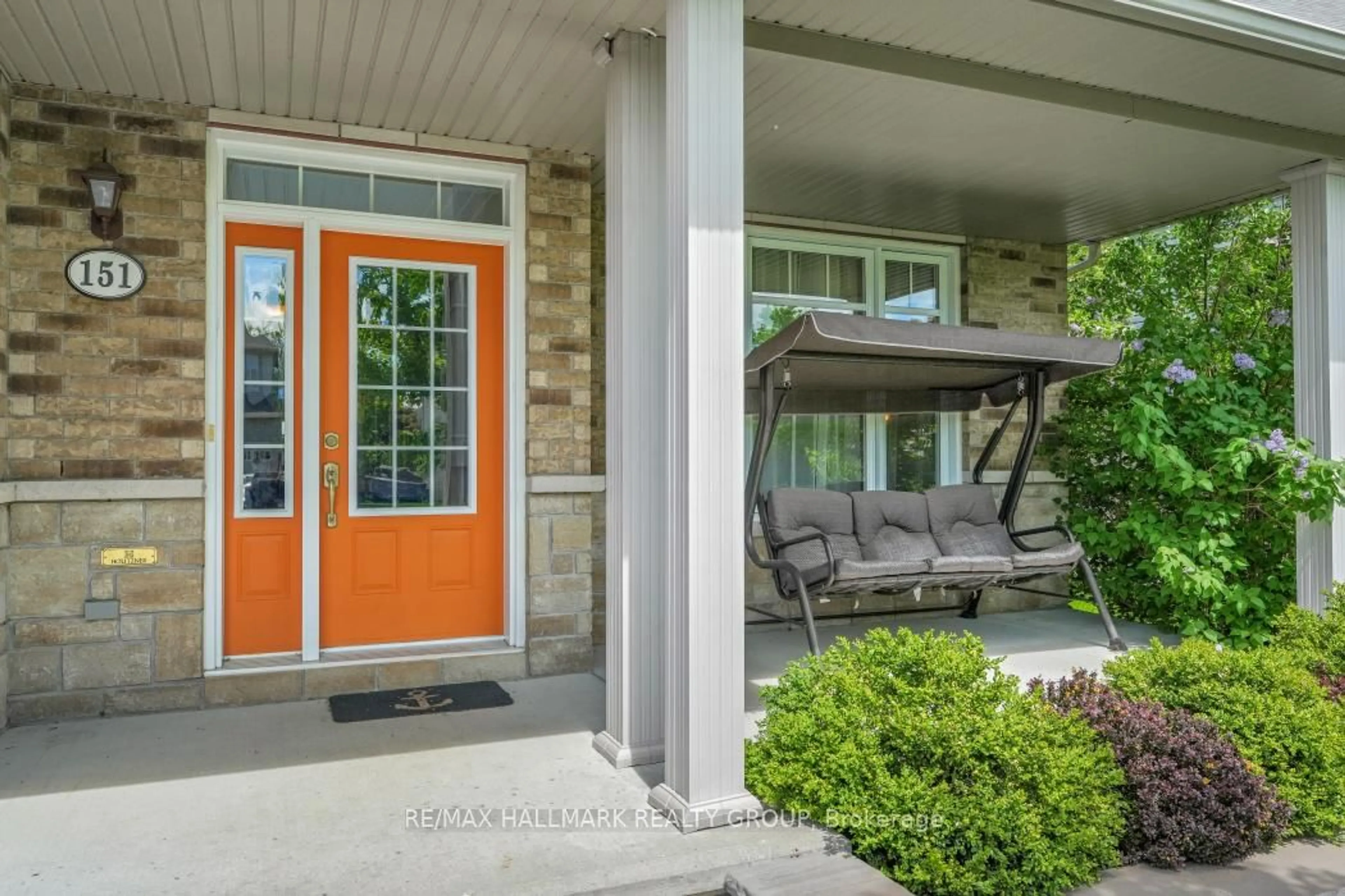 Indoor entryway for 151 Charlie's Lane, Carp Ontario K0A 1L0