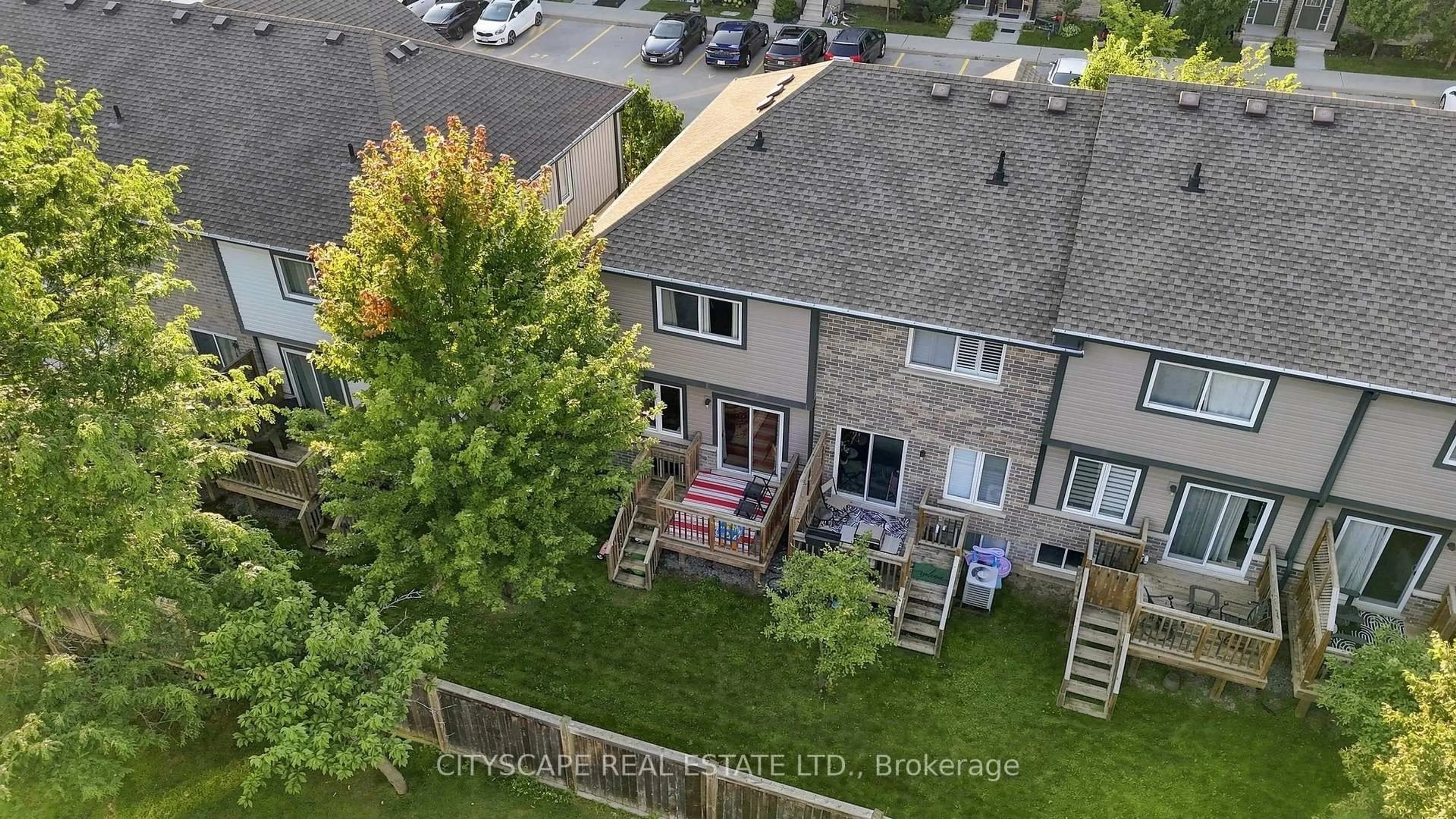 A pic from outside/outdoor area/front of a property/back of a property/a pic from drone, city buildings view from balcony for 350 Dundas St #37, Cambridge Ontario N1T 0C9