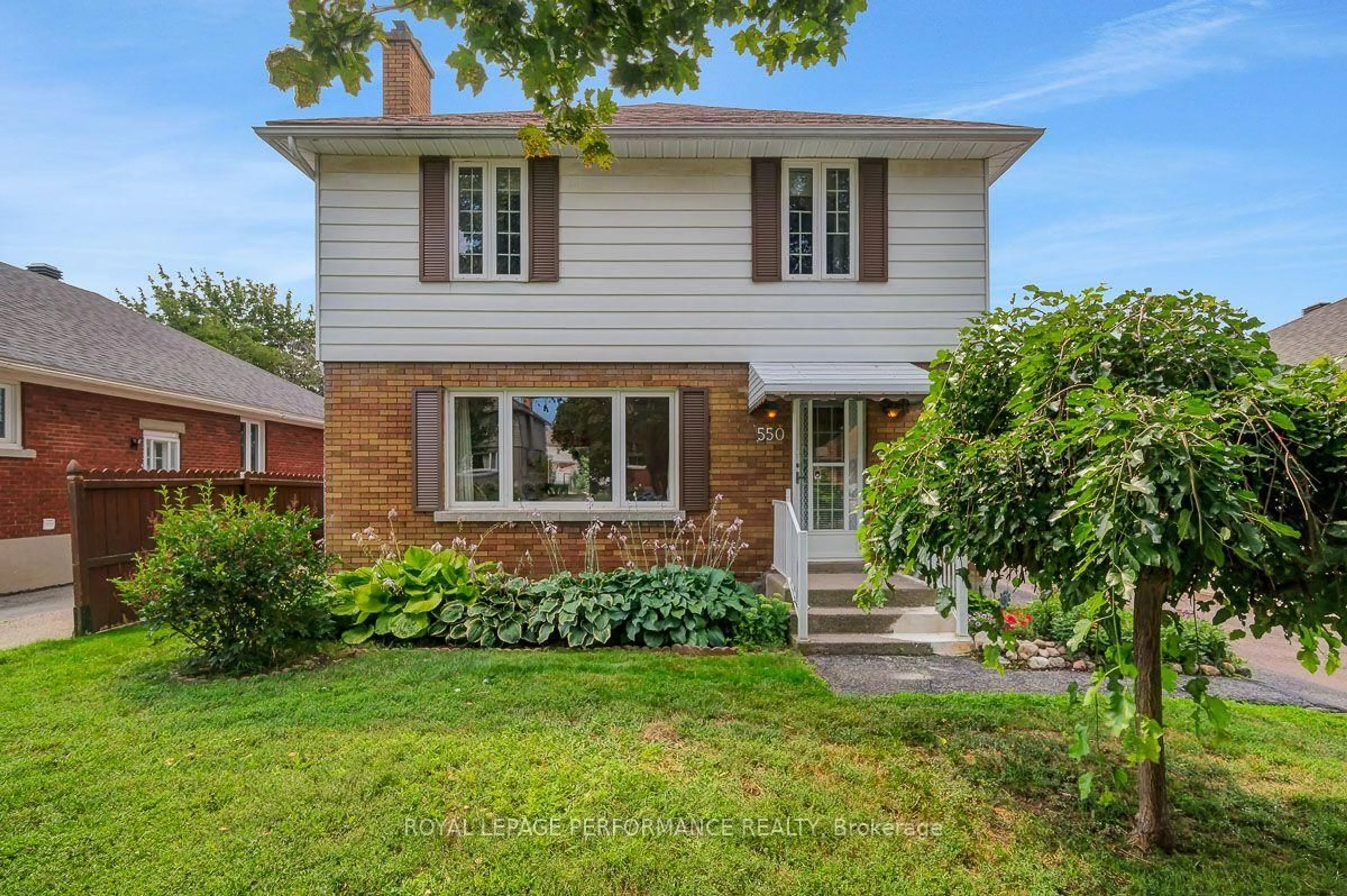 Home with brick exterior material, street for 550 Wolffdale Cres, Ottawa Ontario K1K 1N5