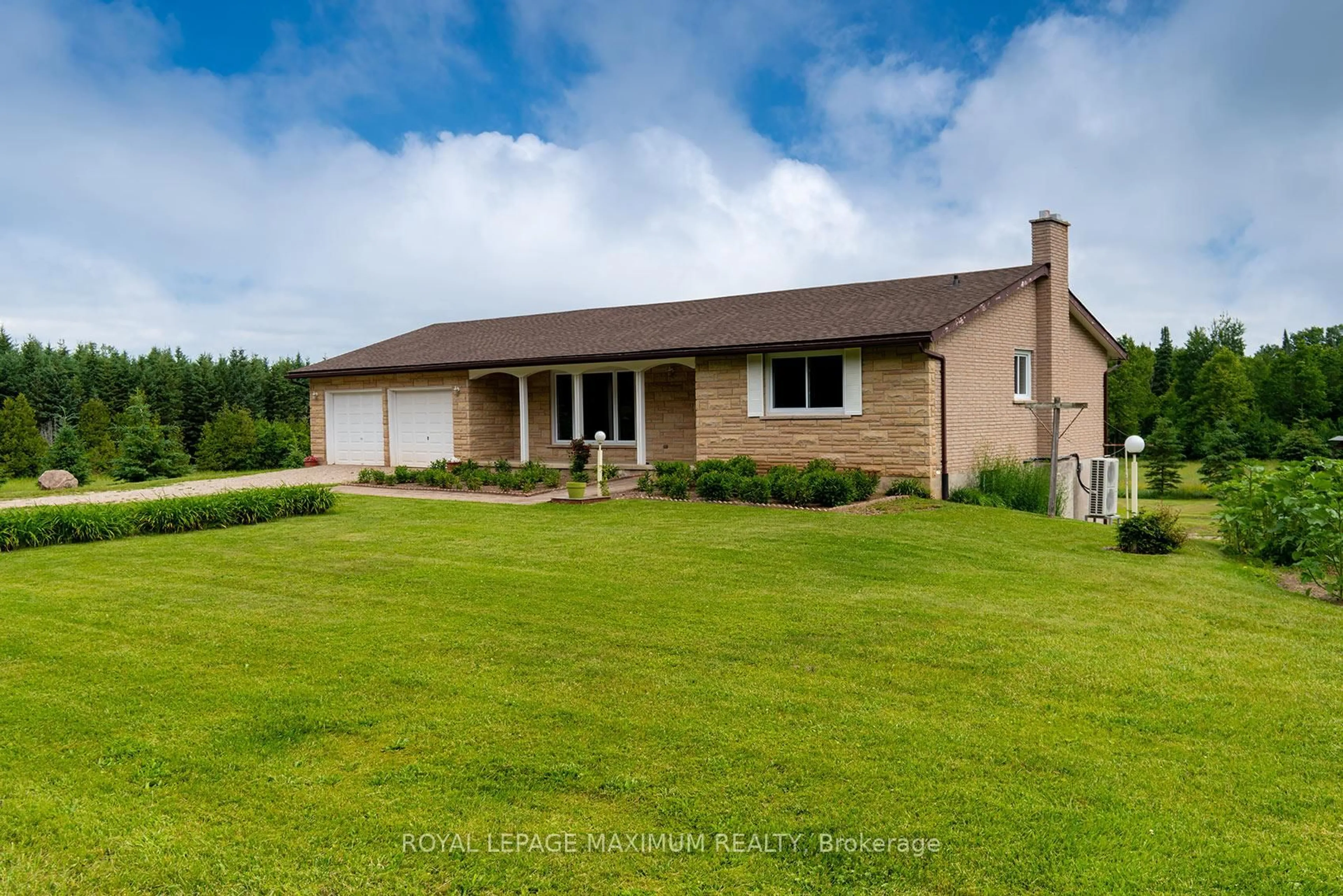 A pic from outside/outdoor area/front of a property/back of a property/a pic from drone, water/lake/river/ocean view for 5575 7 Line, Guelph/Eramosa Ontario N0B 2K0