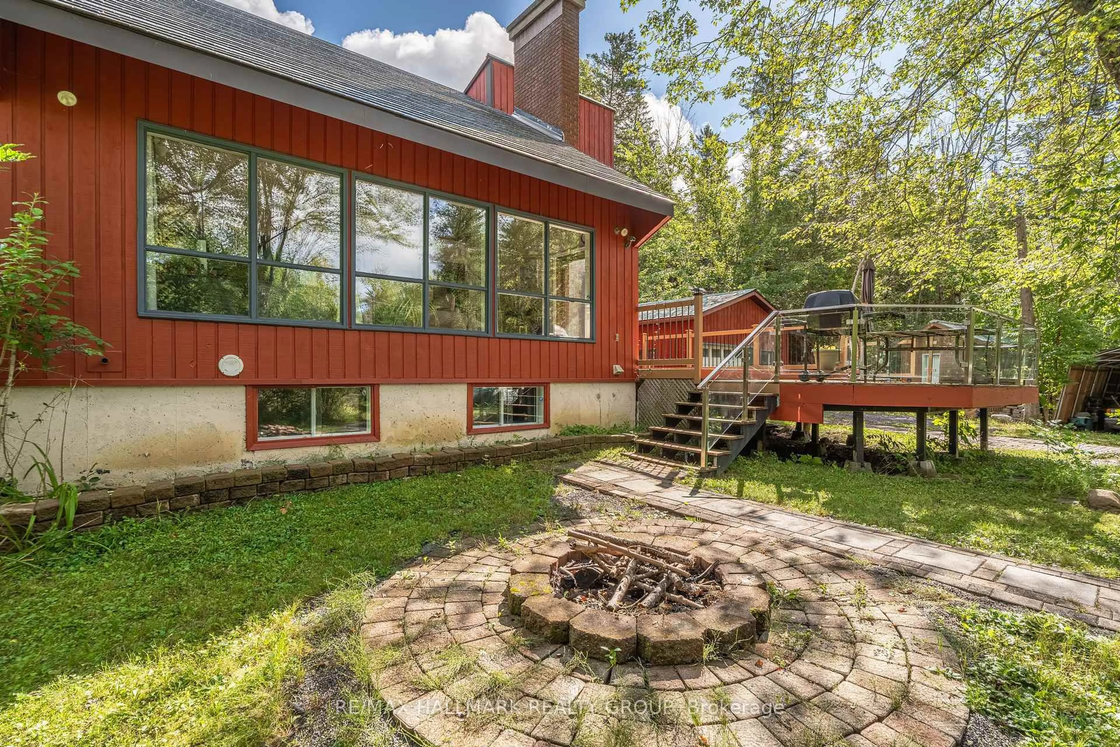 Patio, unknown for 201 Moorhead Dr, Fitzroy Harbour Ontario K0A 1X0