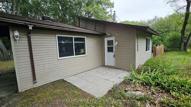 1153 Bayview Dr, Ottawa 2